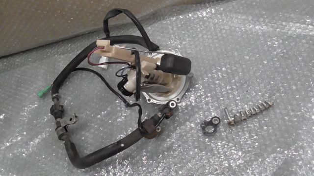 マジェスティ250 SG20J-014xxx の 燃料ポンプ 1759973971