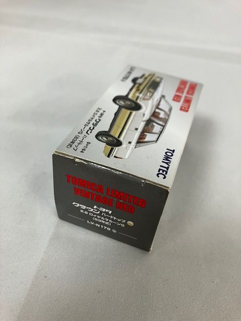 トミカ リミテッドヴィンテージネオ トヨタ クラウン ハード