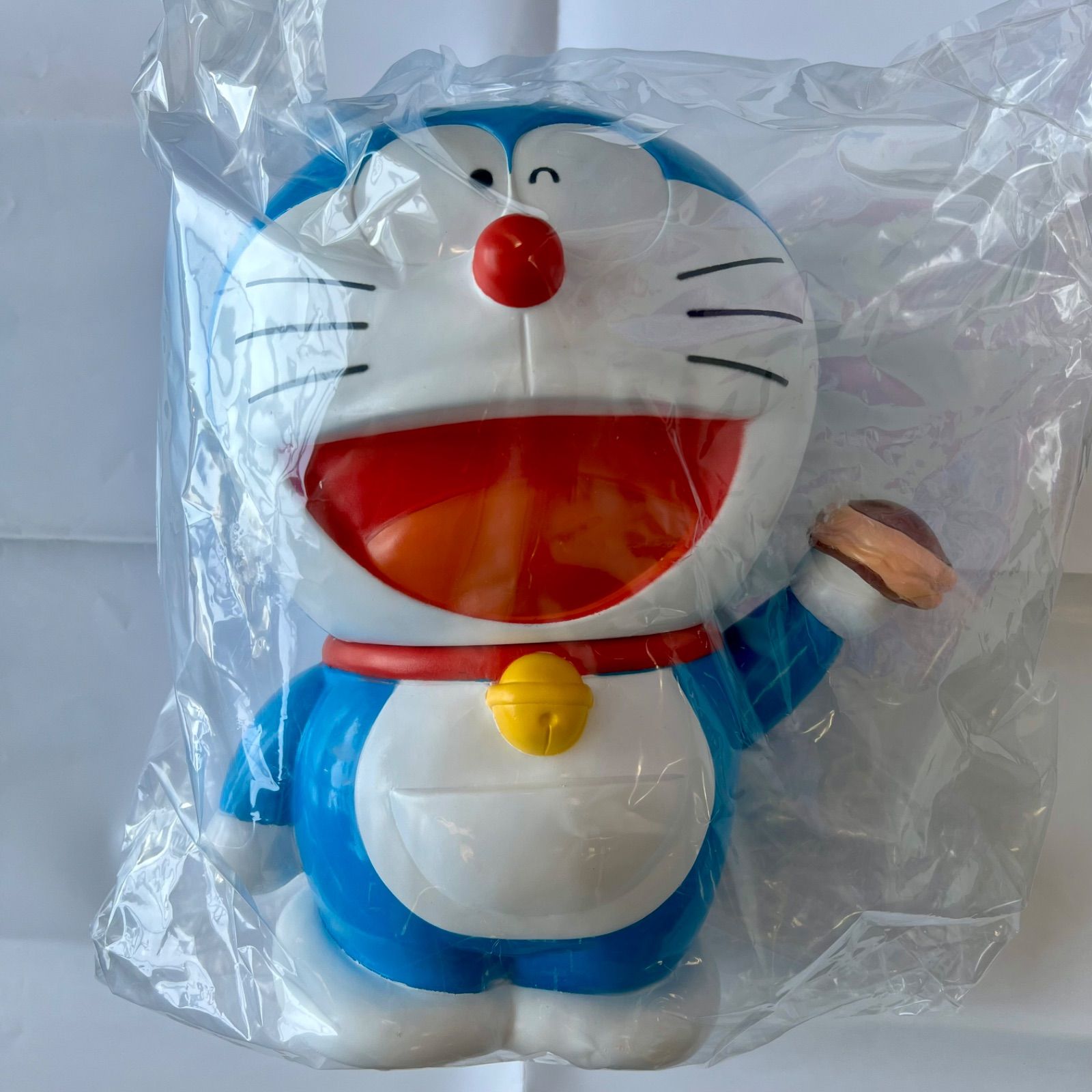 ドラえもんでっかい貯金箱 新品未使用】 ドラえもん でっかい貯金箱 1996年 - メルカリ
