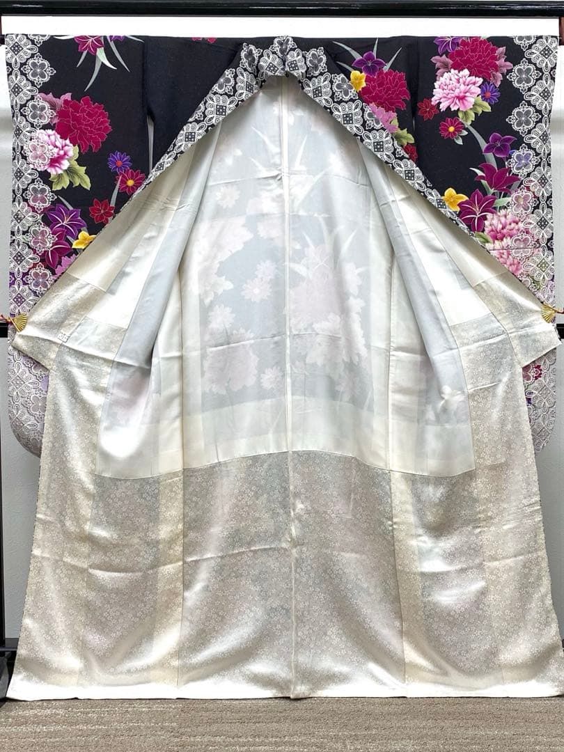振袖 豪華 銀通し 金彩 大輪 身丈162cm 撥水加工済 MO2749 【公式通販】