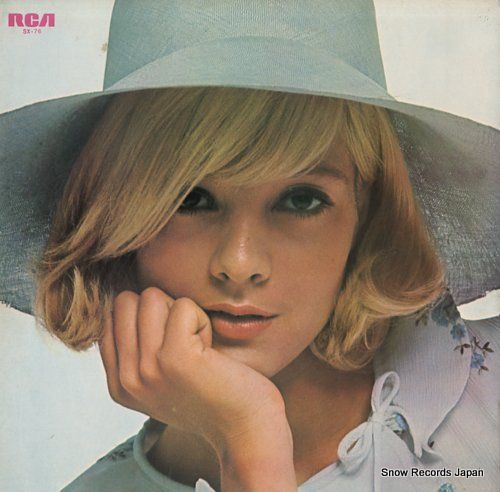 シルヴィ・バルタン50周年記念コンサートDVD-7P『Live A La Sal シルヴィ・バルタン50周年記念コンサートDVD-7P『Live A La Sal