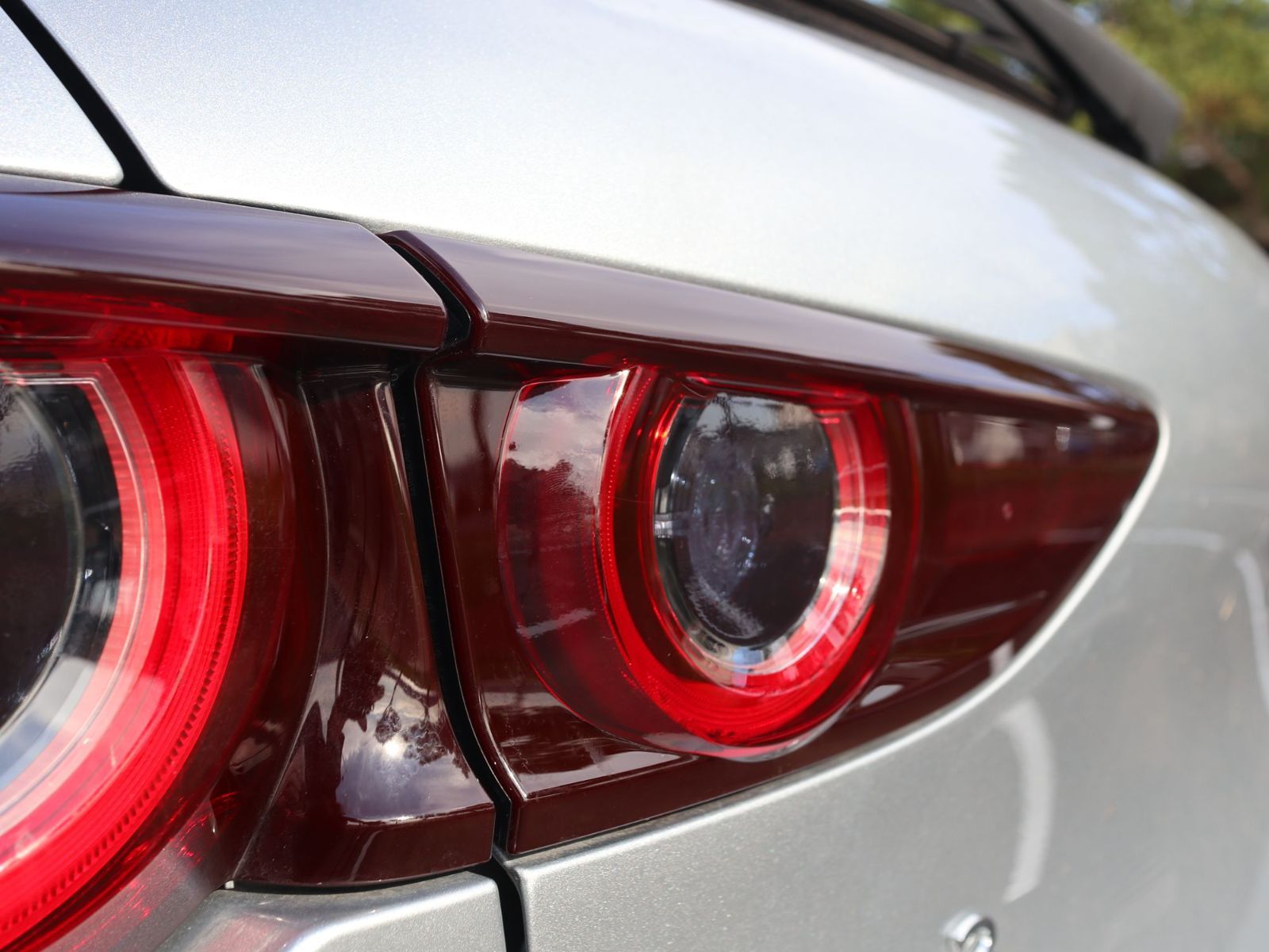マツダ MAZDA3 スモーク テールランプ レンズ カバー Amazon | 【ﾊﾟｰﾂﾔｰﾄﾞｵﾝﾘｰﾜﾝ】マツダ用 MAZDA3 セダン スモーク