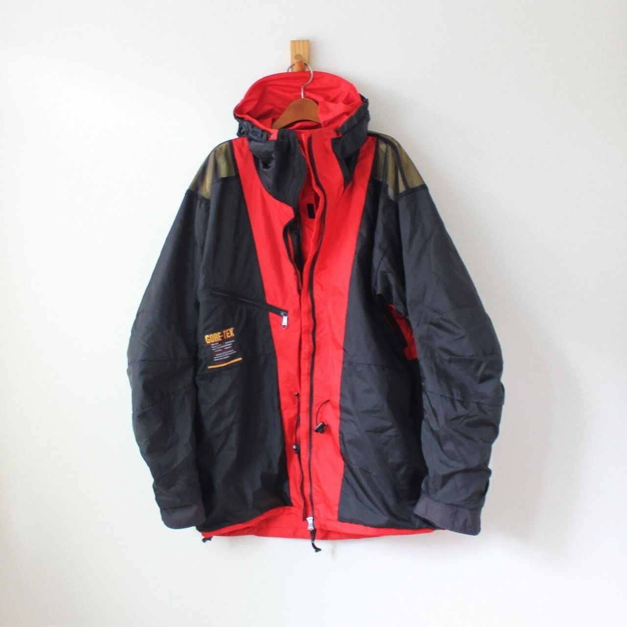 90s MOUNTAIN HARDWEAR マウンテンパーカー GORE-TEX MOUNTAIN HARDWEAR マウンテンハードウェア 90s マウンテンパーカー