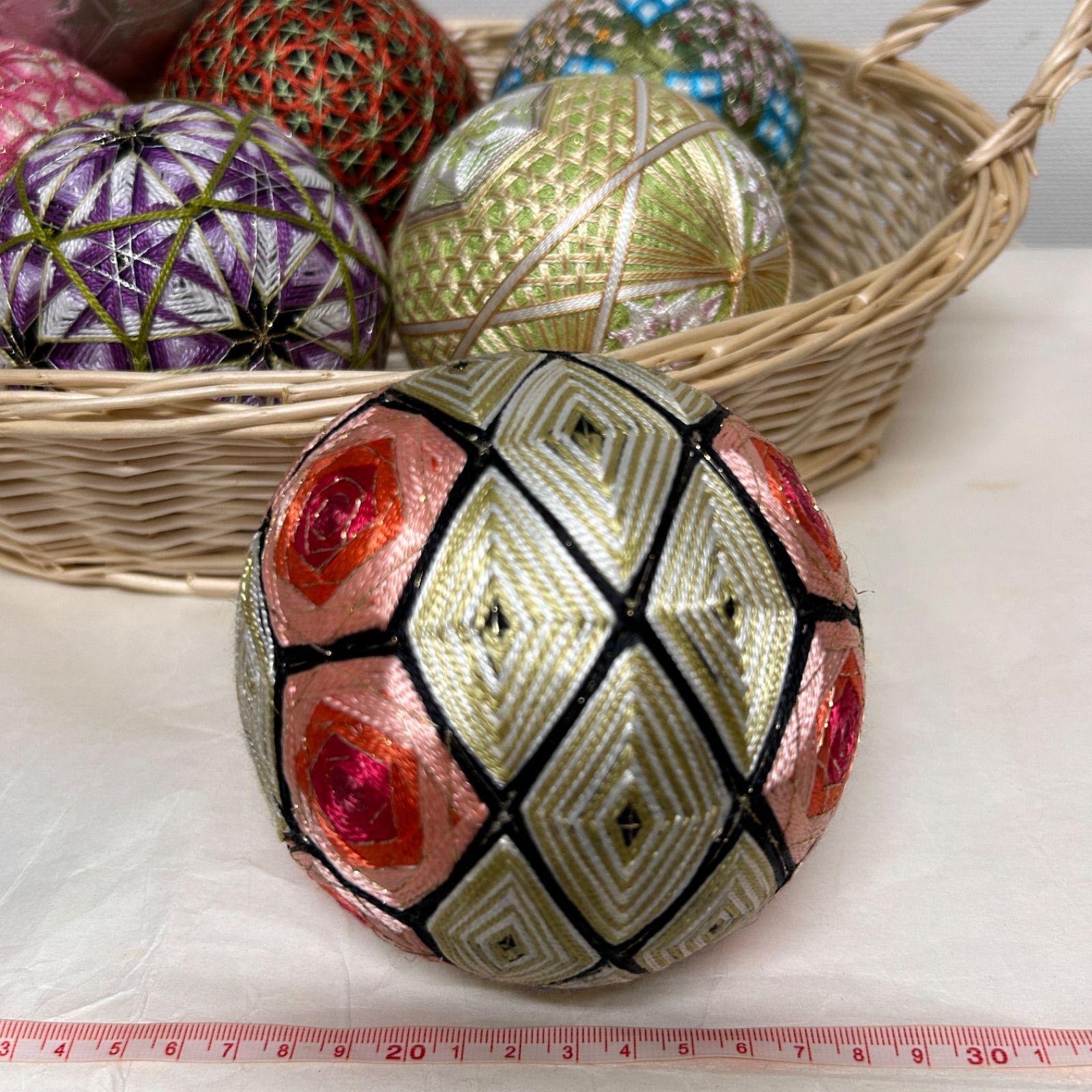 SALE【手毬25-5-7】てまり・手鞠・薔薇柄手まり・手作り・約12cm