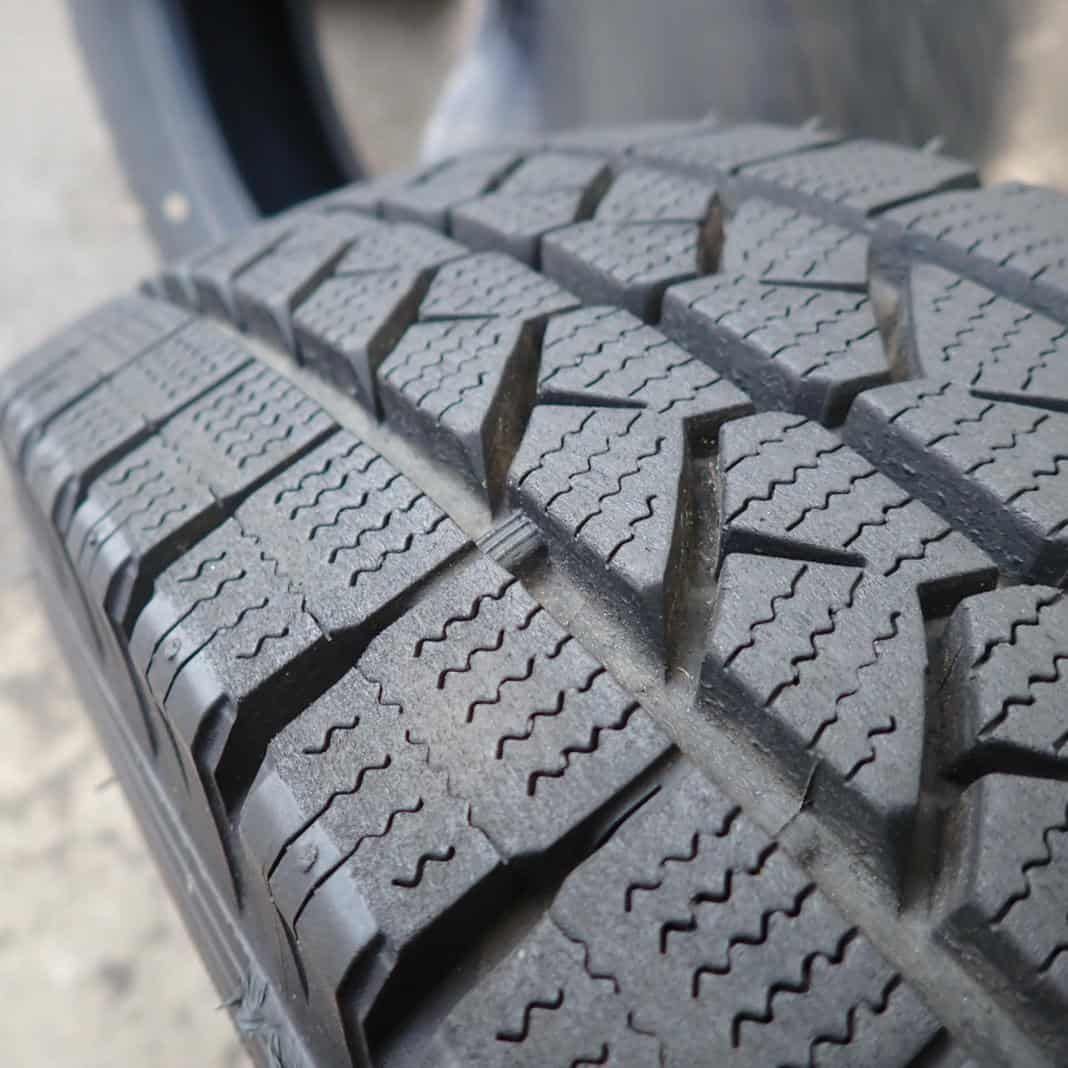 ☆mc冬4本SET 会社宛 送料無料 165/80R14 91/90 LT ブリヂストン