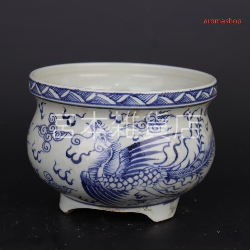 青花双鳳紋三足香炉 焼香炉 奉納香炉景徳鎮 陶磁器 現代工芸品 置物 青花双鳳紋三足香炉 焼香炉 奉納香炉景徳鎮 陶磁器 現代工芸品
