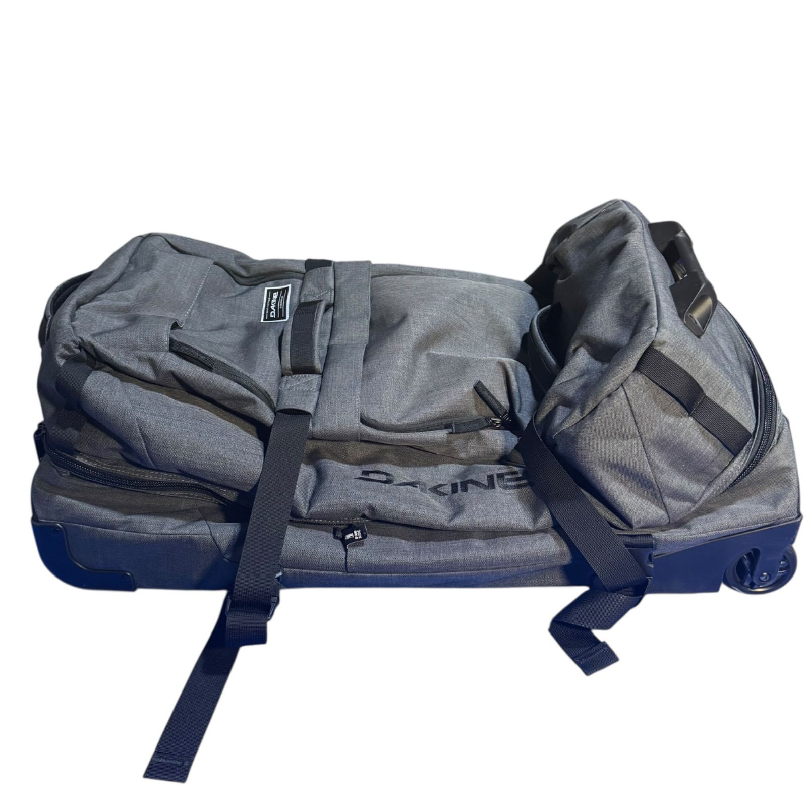 DAKINE グレー キャリーバッグ 大容量 DAKINE グレー キャリーバッグ