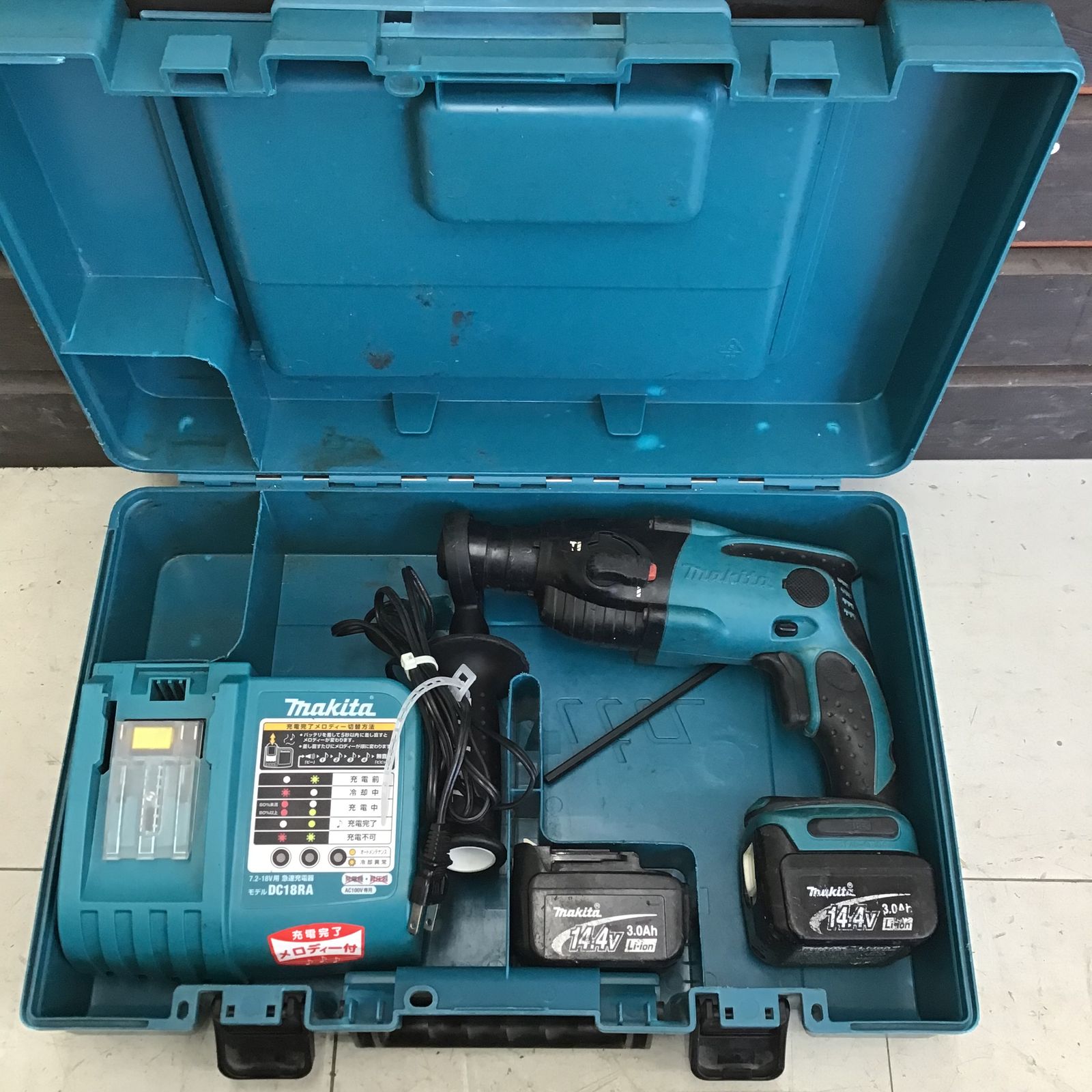 ☆マキタ(makita) コードレスハンマドリル HR162DRFX【鴻巣店