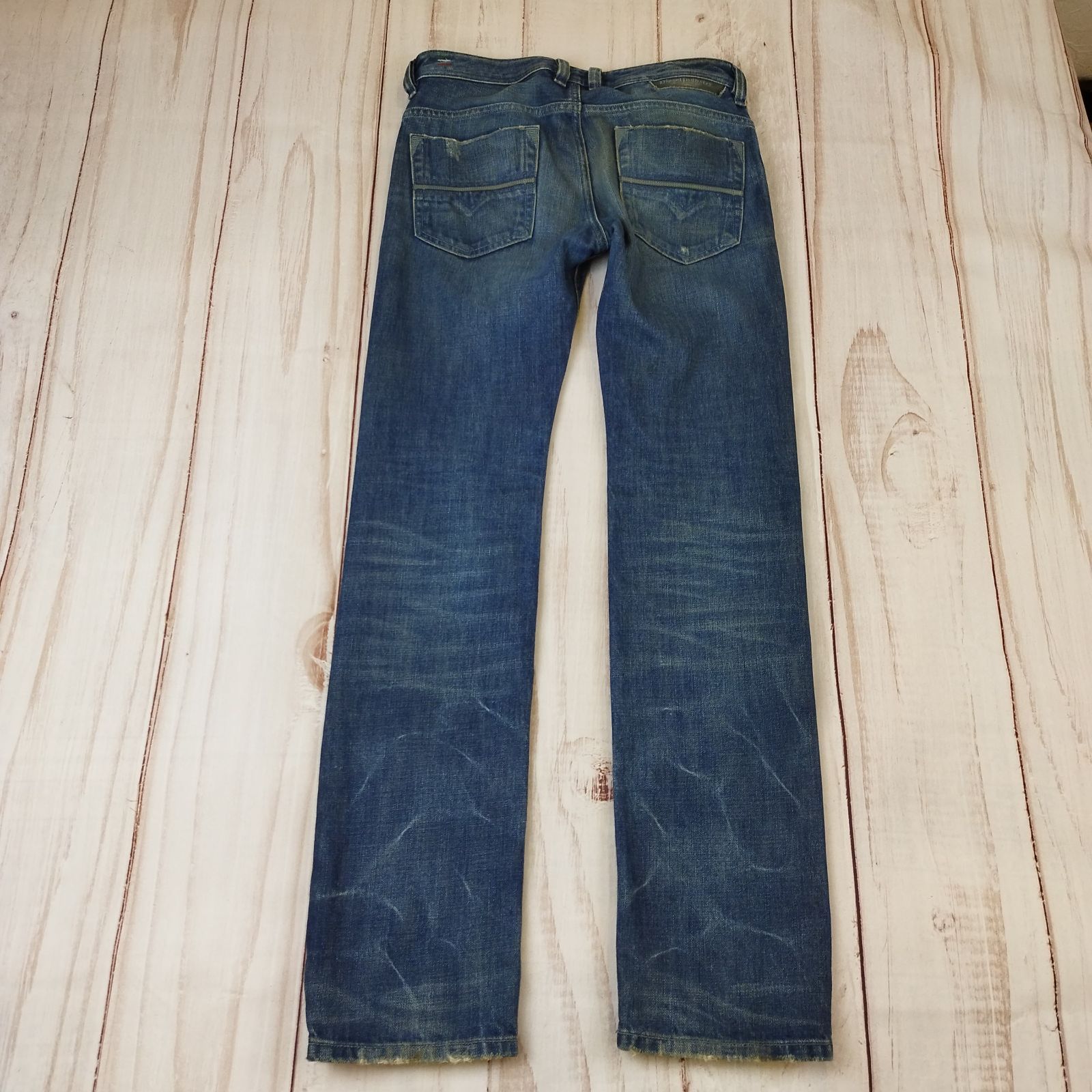 ☆DIESEL ディーゼル/サイズ:28インチ/ダメージ加工デニム/スタッズ 