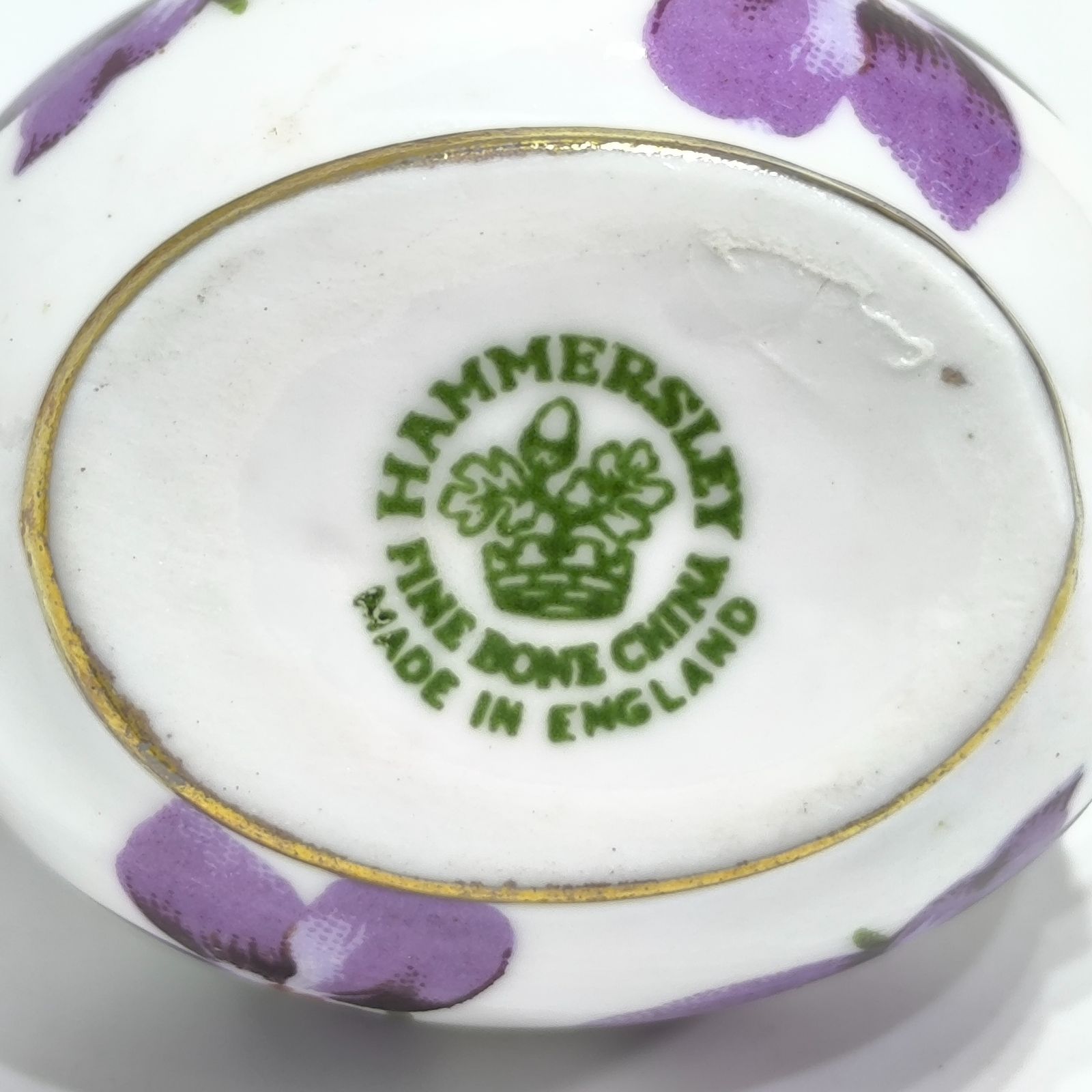 ヴィクトリアンヴァイオレット