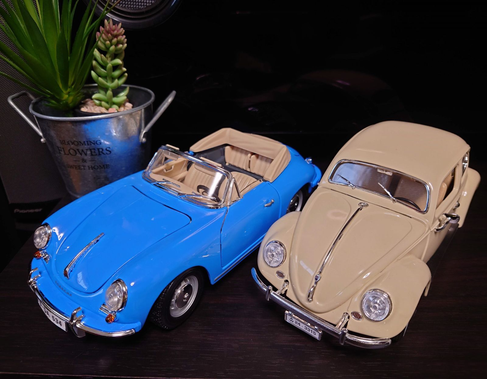 1/18 ポルシェ356B オープン ブルー PORSCHE 356B 1961 ブラーゴ