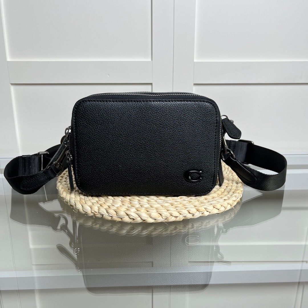 コーチ チャーター クロスボディ 19・シグネチャー キャンバス CR782  