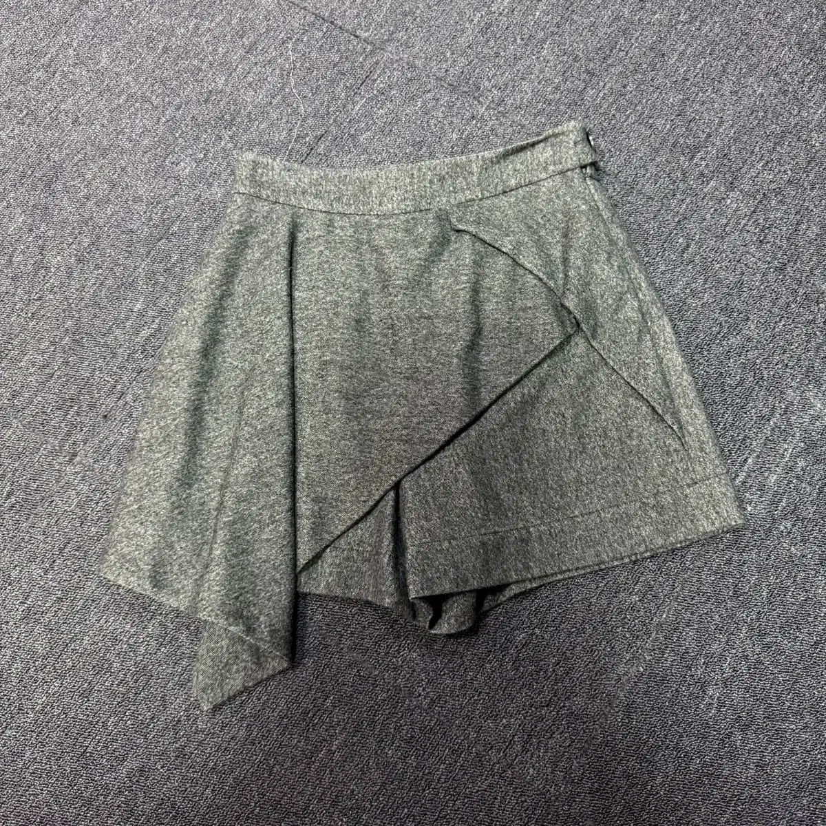 Vivienne Westwood ヴィヴィアン ウエストウッド ウール レイヤード スカート ショートパンツ