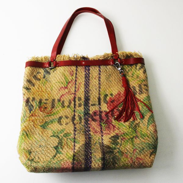 美品 HENRY BEGUELIN エンリーベグリン オミノ刺繍 レザー