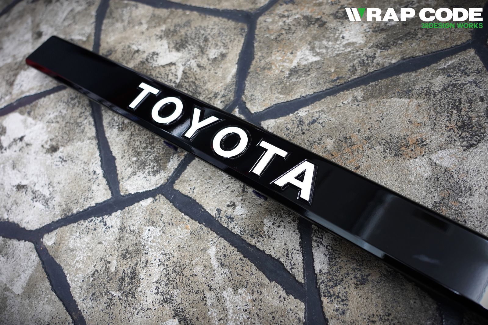 ZX純正バックドアガーニッシュASSY＆TOYOTA表面マットフィルム 完成品