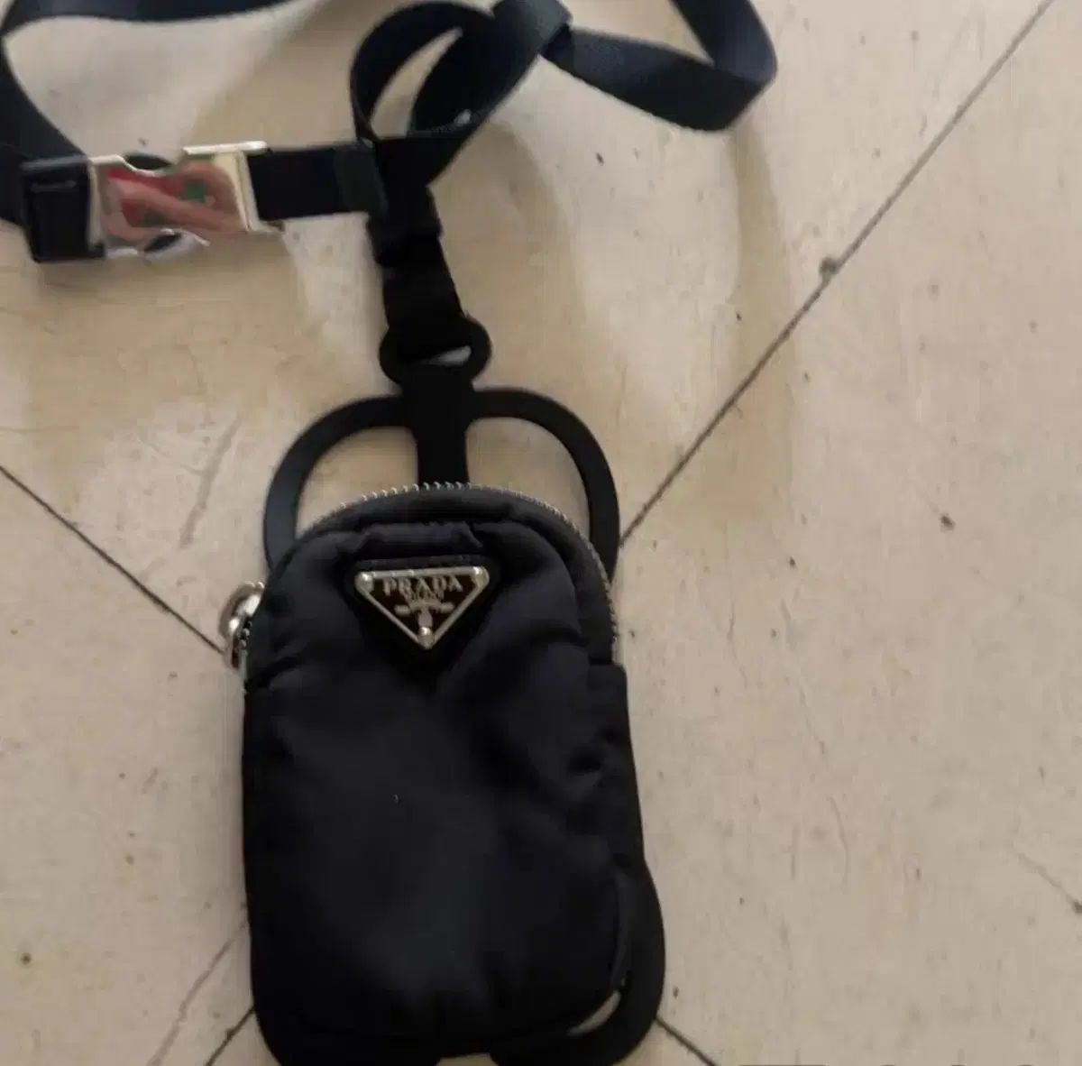 PRADA(プラダ) Re-Nylon スマホポーチ ポーチ クロスバッグ