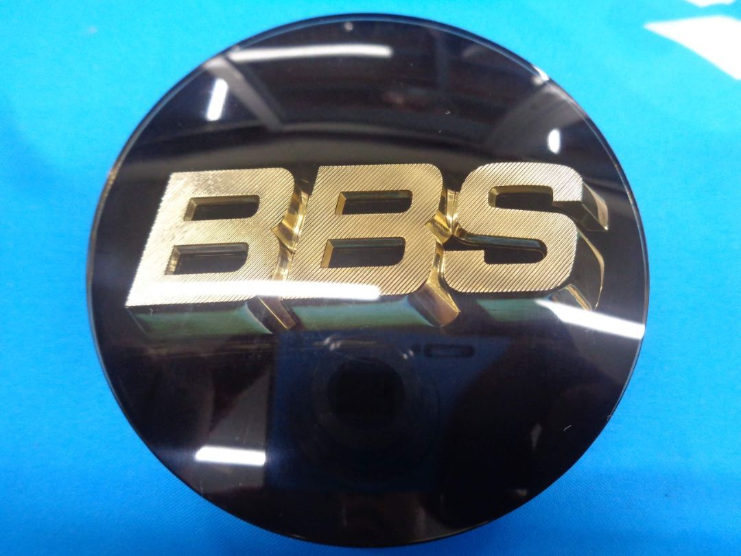 BBS センターキャップ P5624119 新品 未開封 4個 ブラック 金文字 Amazon | 4個セット BBS センターキャップ センターエンブレム