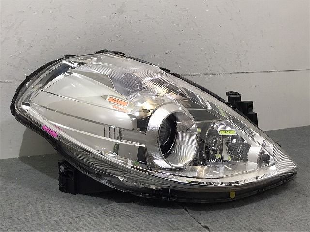 ティーダ C11/JC11/NC11 純正 右ヘッドライト/ランプ キセノン HID