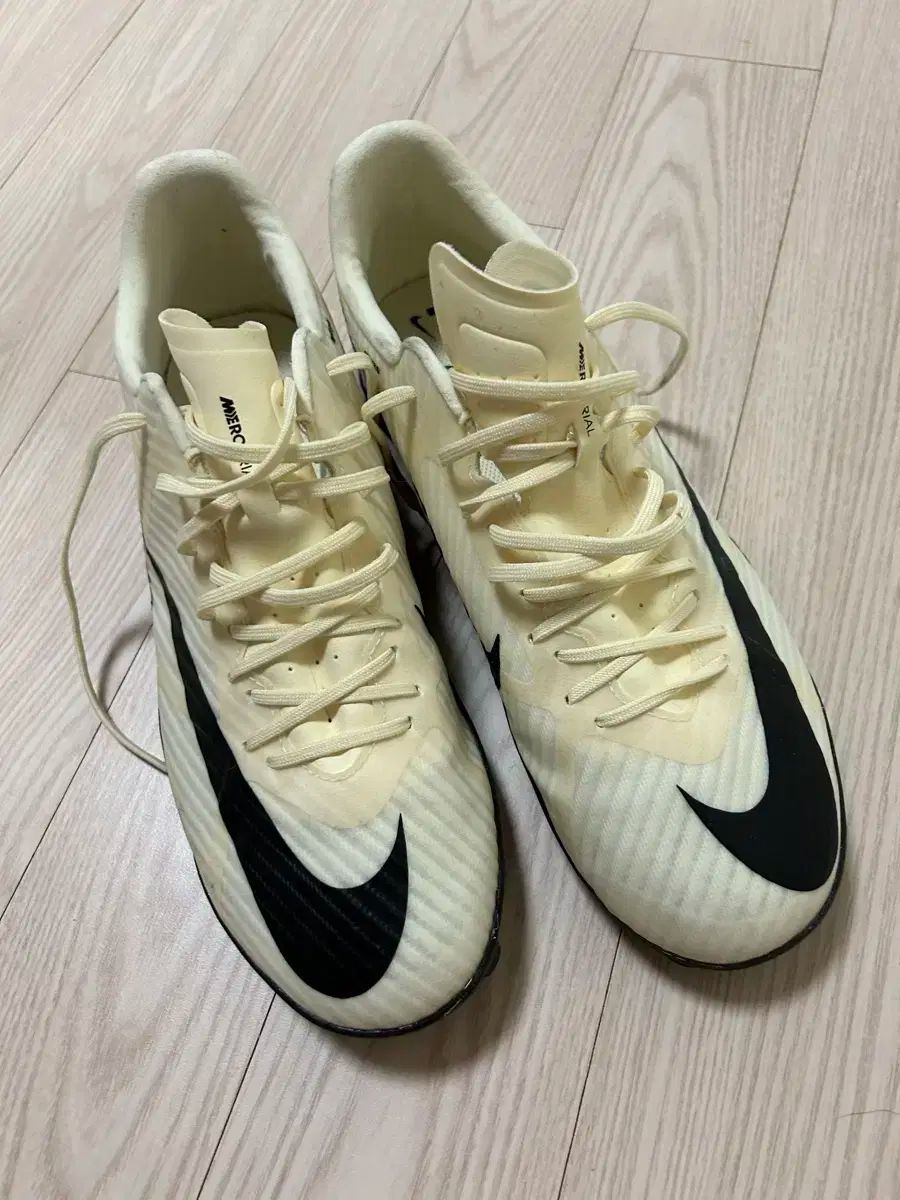 NIKE(ナイキ) マーキュリアル 15 アカデミー tf 出品