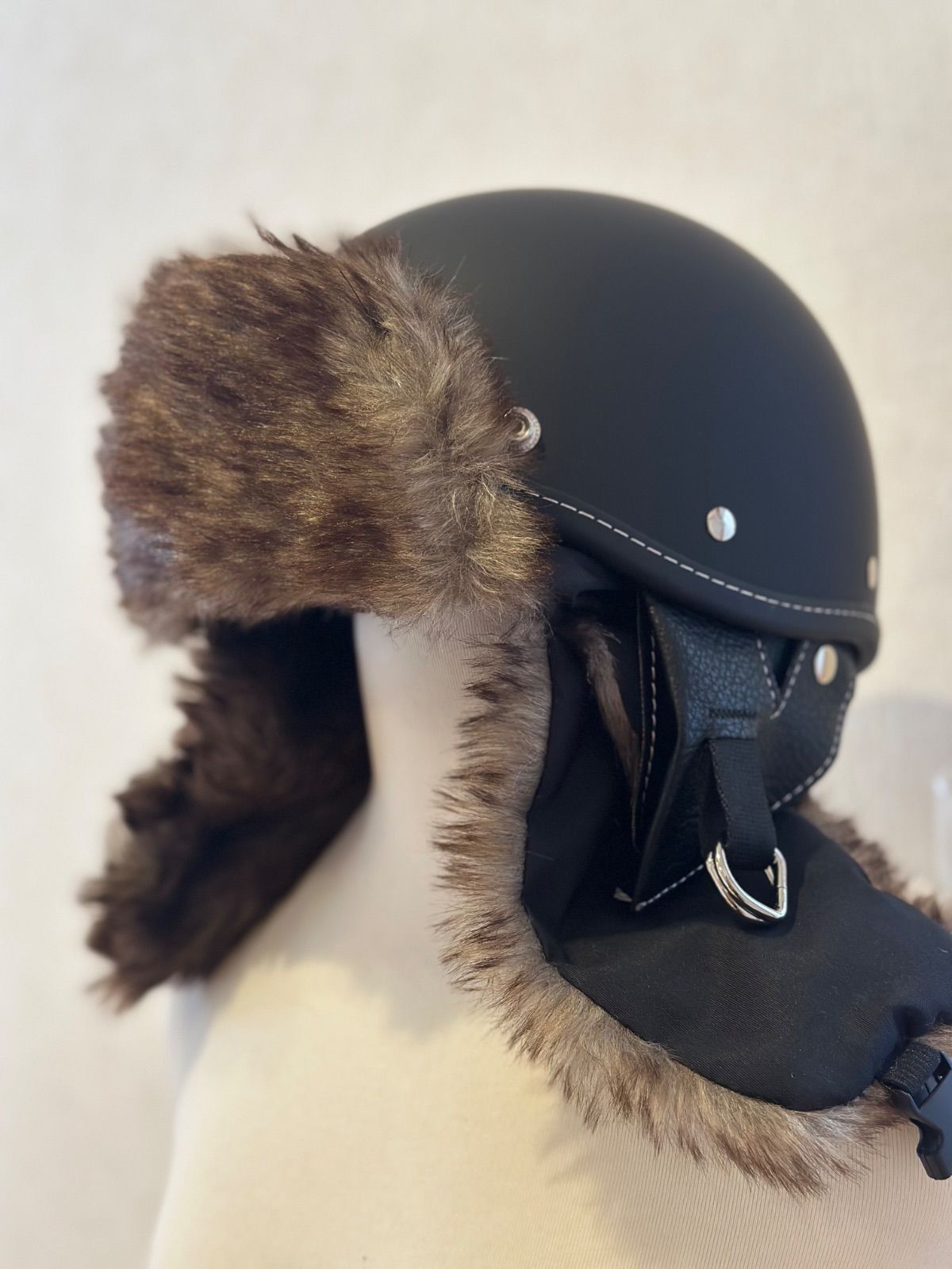 これで決まり！ボンバーキャップとヘルメットのセット　ポリへル　防寒 ボンバーキャップ 防寒 帽子 フライトキャップ ポリへル
