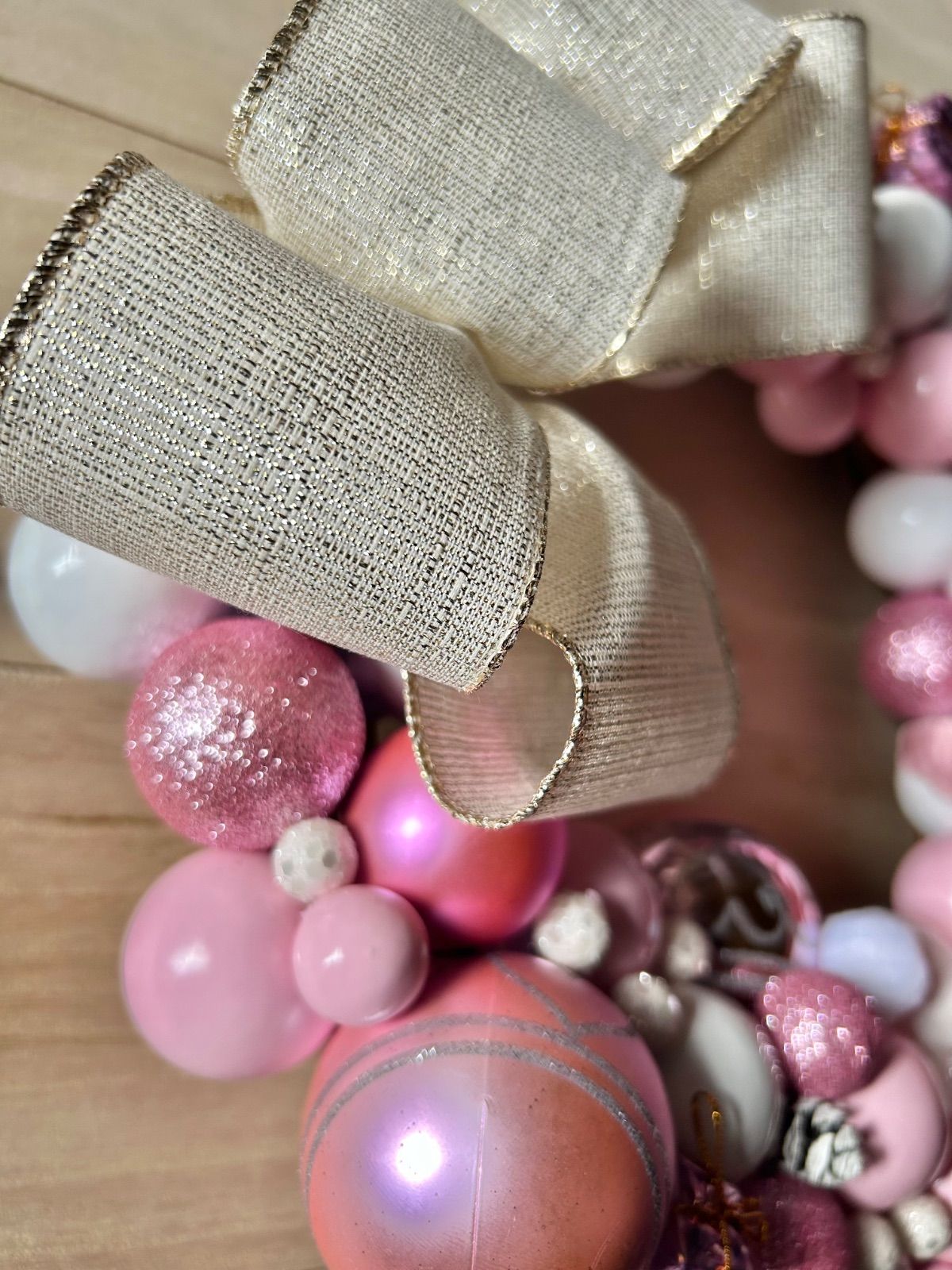 7-148 大きめリース クリスマスリース Xmas Christmas ピンクのリース