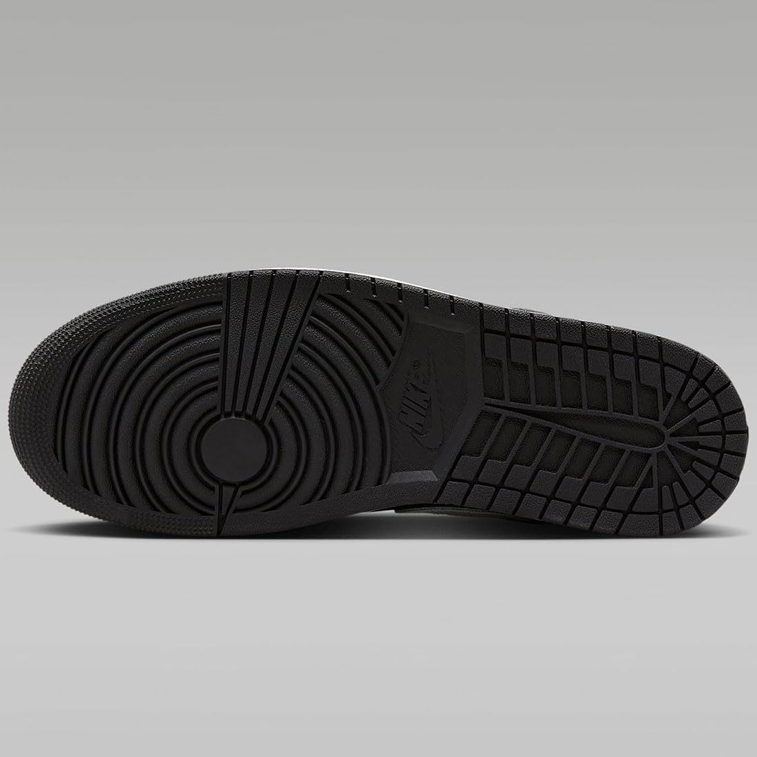  ナイキ エア ジョーダン 1 ロー AIR JORDAN LOW ブラック サミットホワイト 553558-043 27.0 cm その他 陸上競技