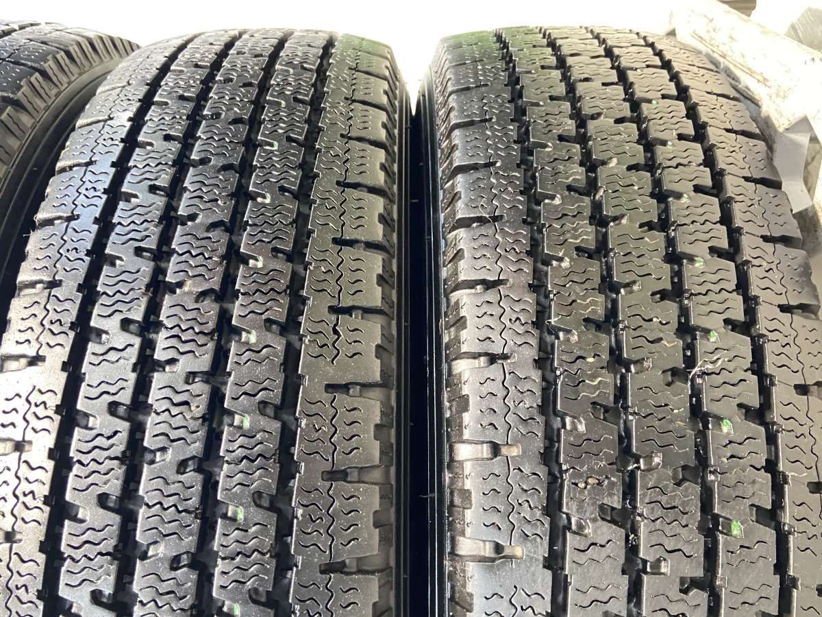 中古タイヤ スタッドレスタイヤ 4本セット 155/80R14 88/86LT ヨコハマ