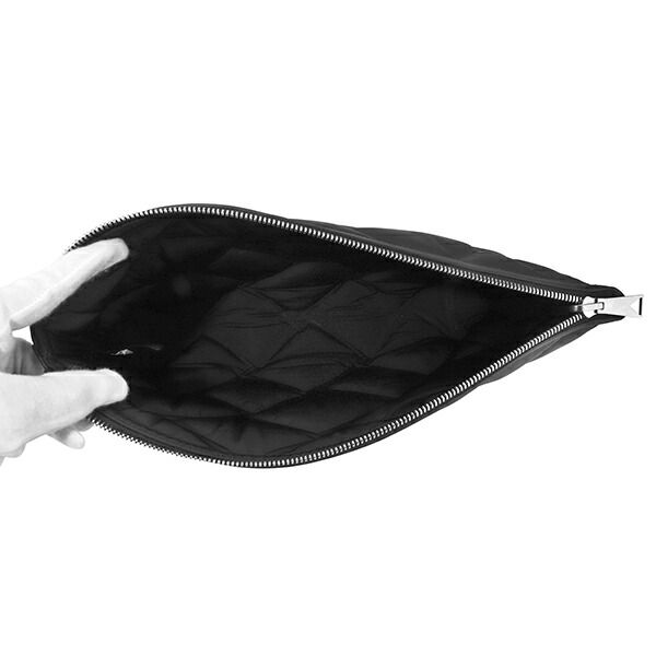 新品 ボッテガヴェネタ BOTTEGA VENETA クラッチバッグ ドキュメント 