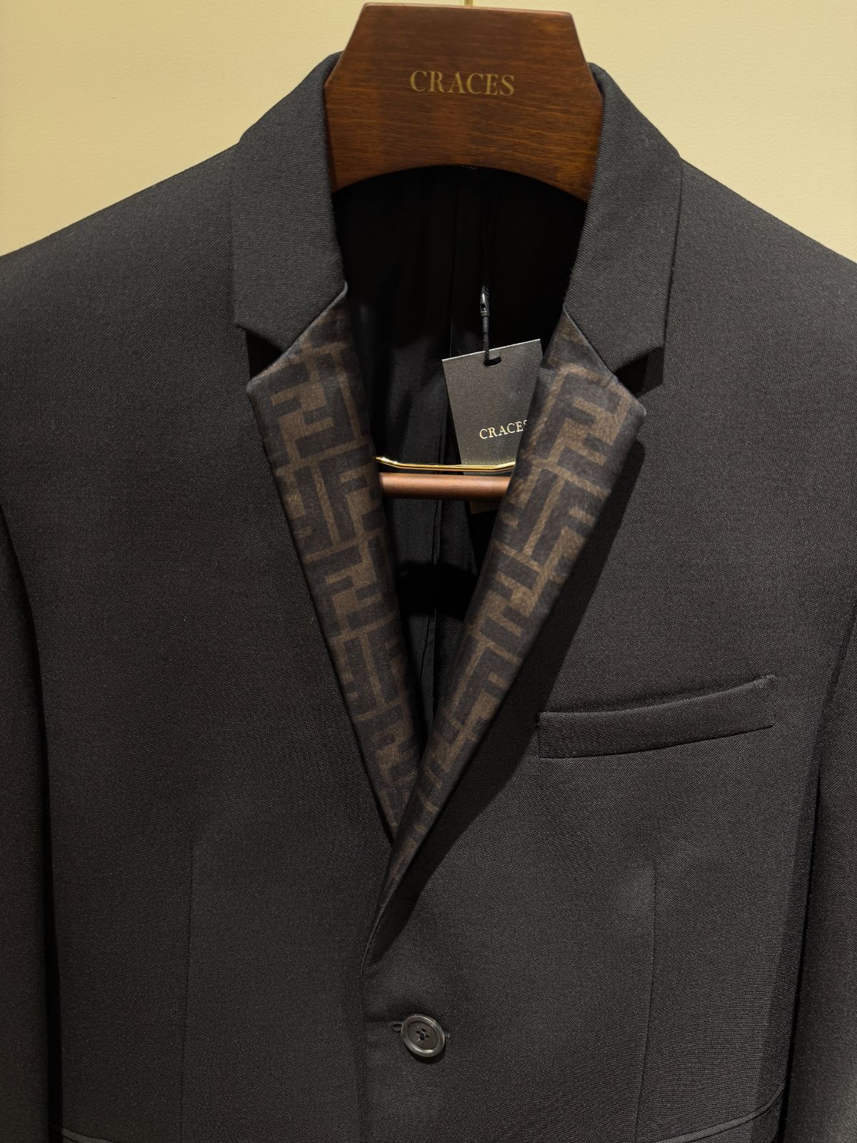 FENDIスーツ　ジャケットのみ FENDI フェンディ スーツ ジャケット50 / パンツ48 - メルカリ
