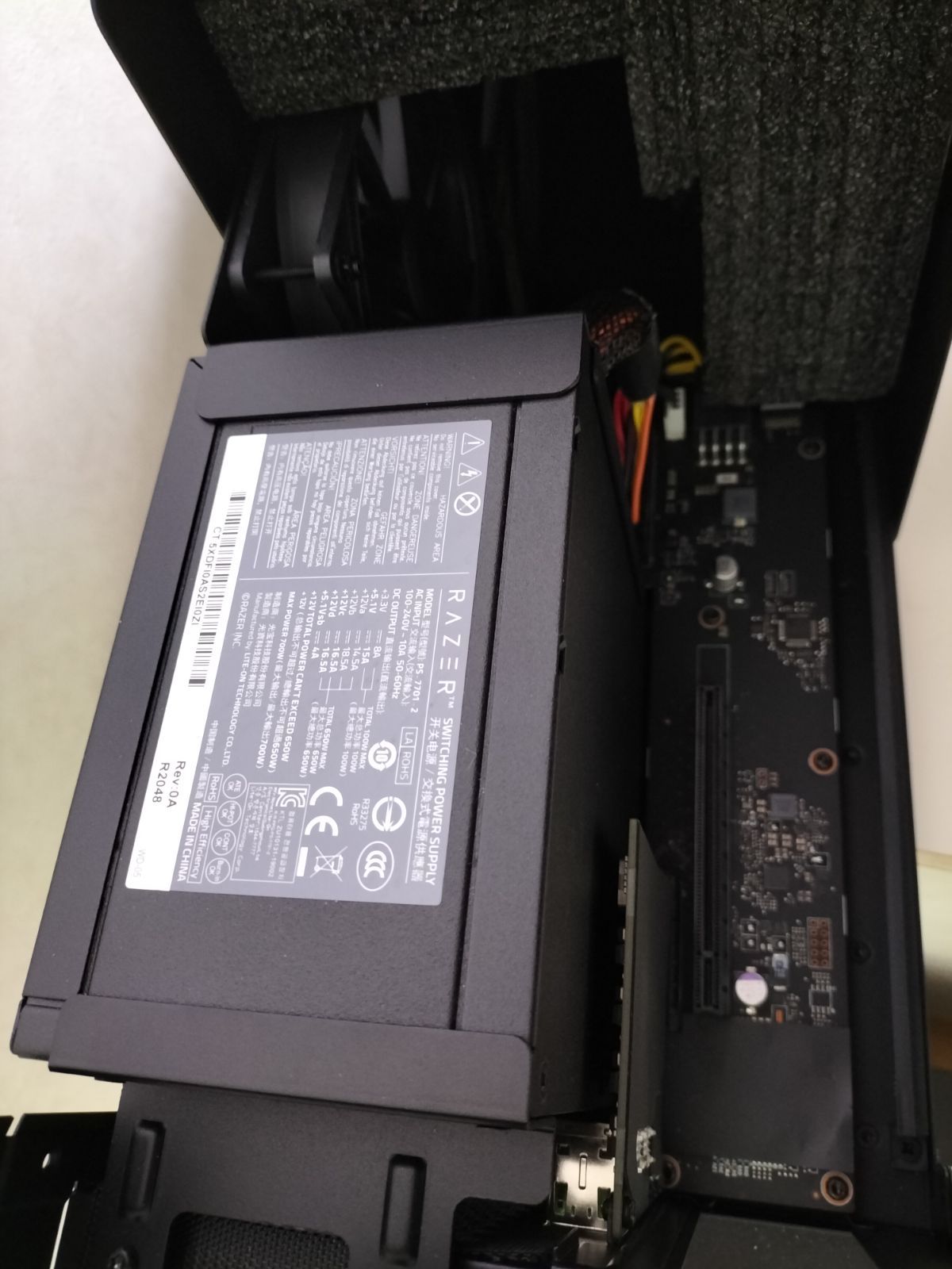 Razer Core X Chroma 外付けGPU(eGPU)BOX - odontojoy.com.br