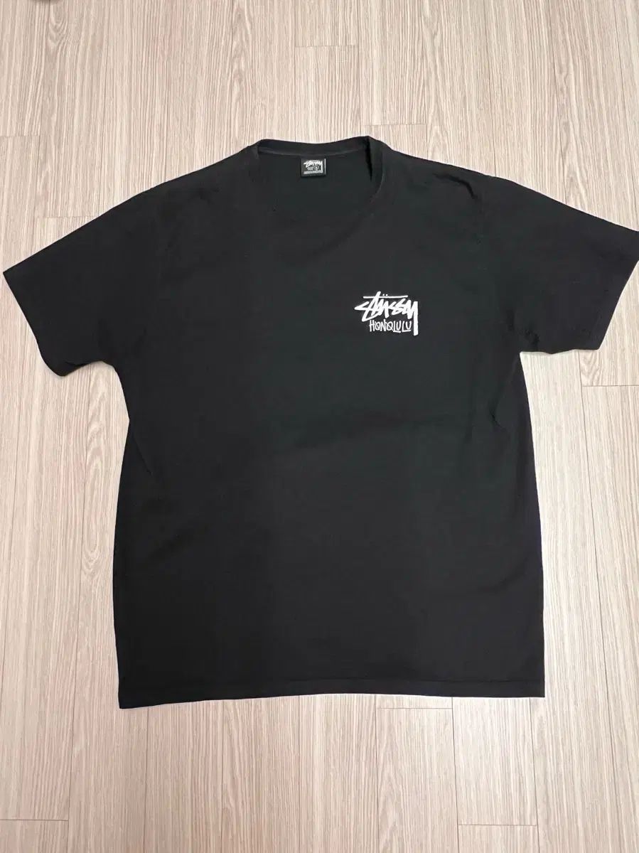 新品・未使用 stussy HONOLULU Tシャツ黒 Lサイズ