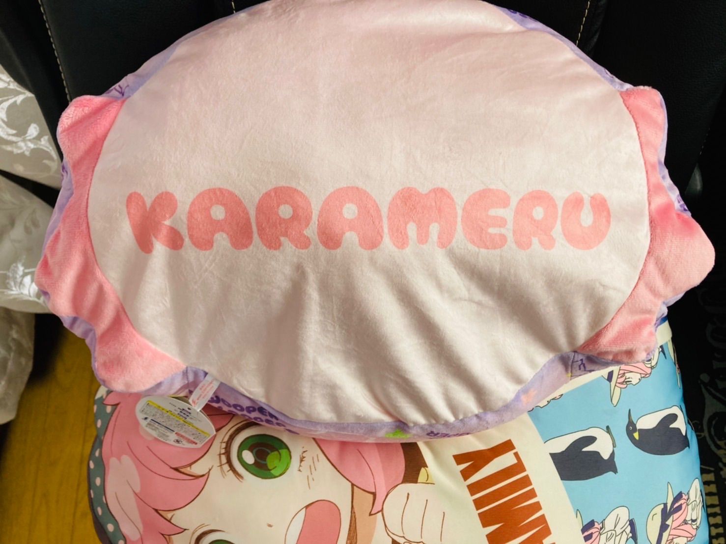 新品　からめる側面柄入りダイカットクッション　ウーパールーパー　ぬいぐるみ 新品 からめる側面柄入りダイカットクッション ウーパールーパー