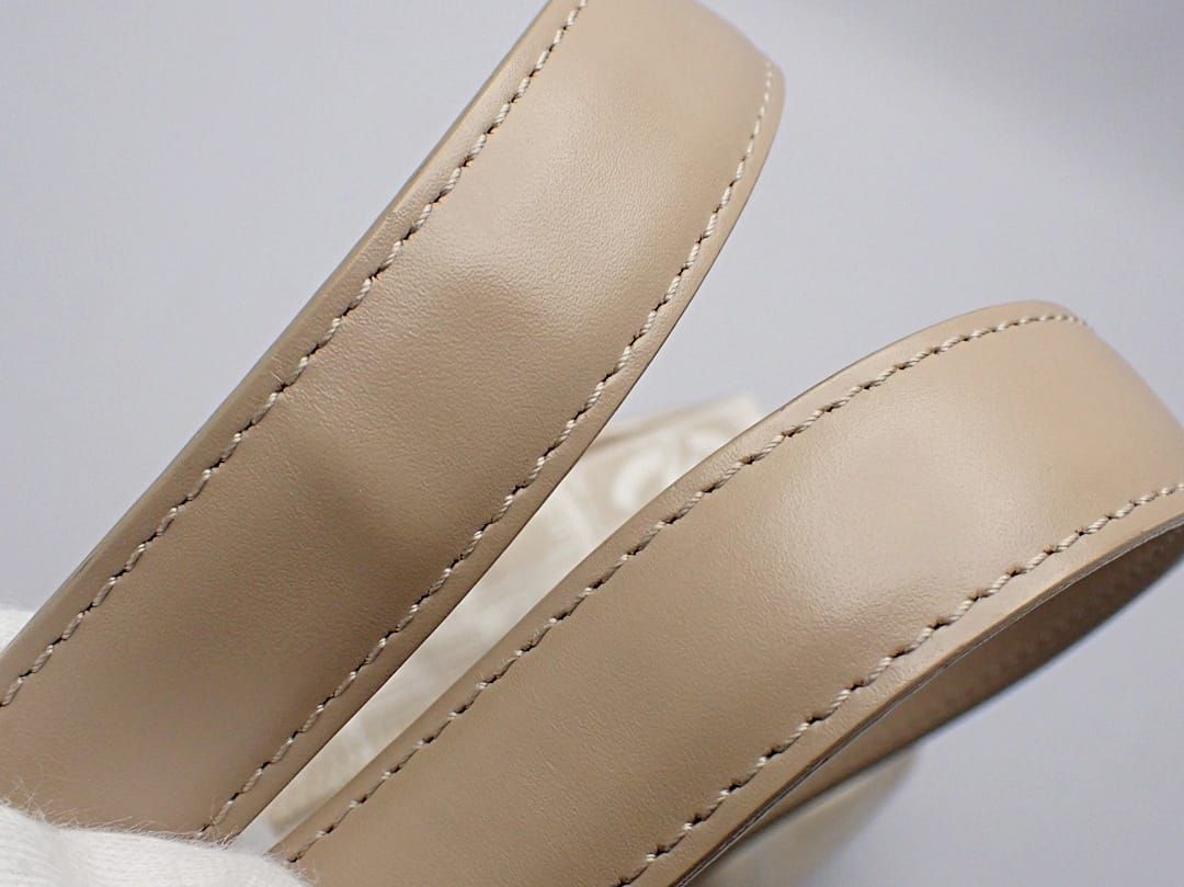 CHANEL シャネル ニュートラベルライン ミニポストンバッグ ベージュ  