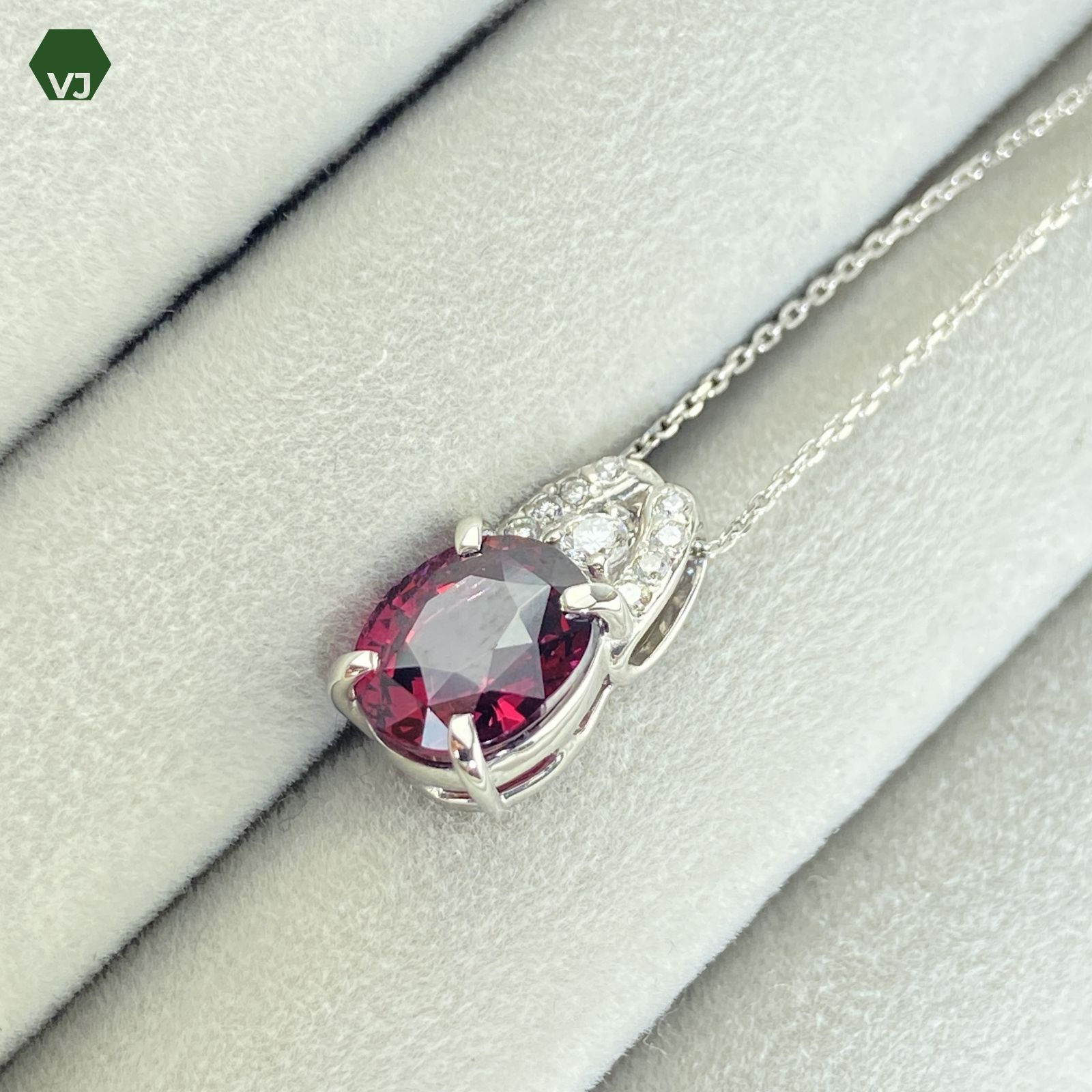 24-03】ロードライトガーネット ダイヤネックレス2.91ct D0.13ct【中古 
