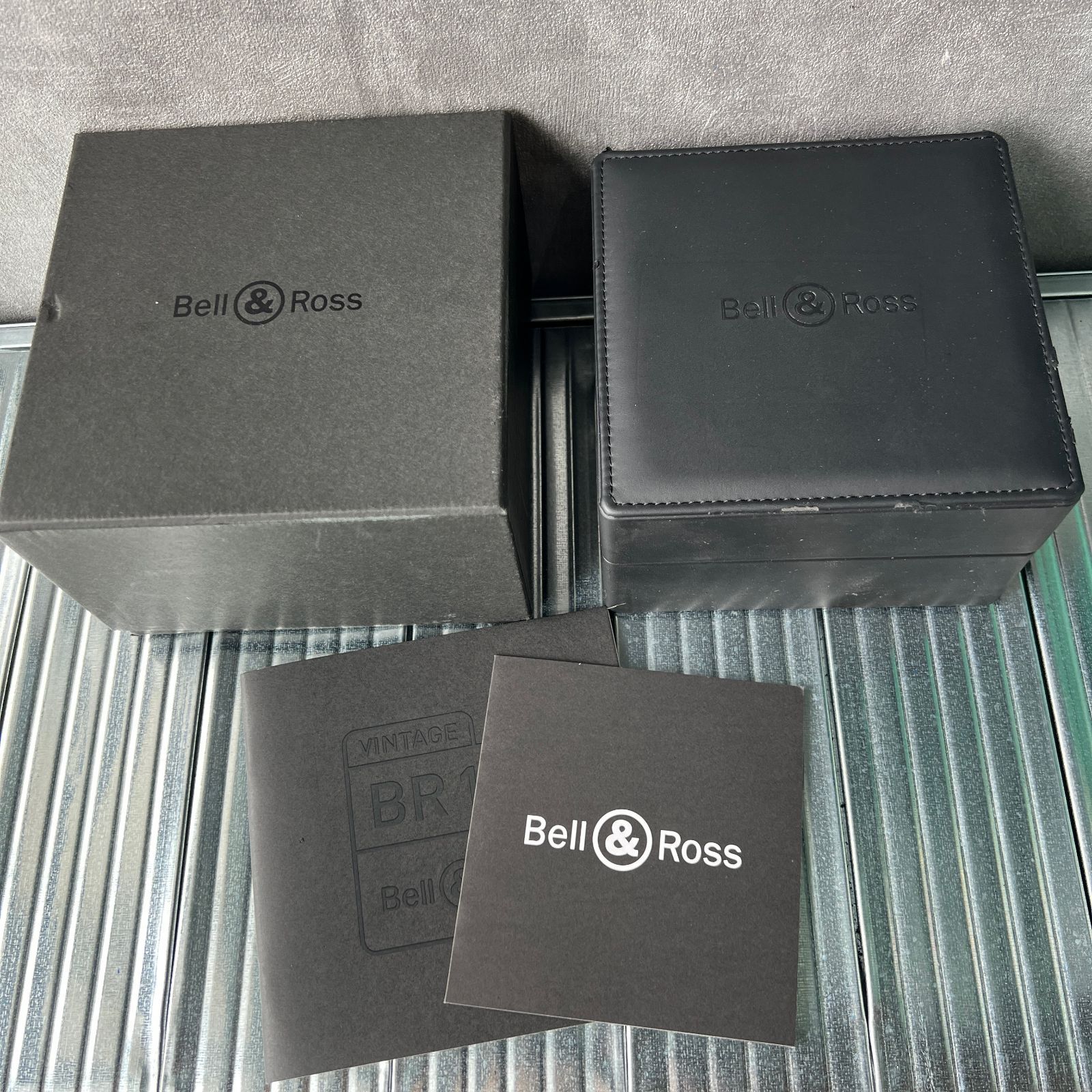 ベル＆ロス BELL&ROSS 空箱 時計ケース BOX 取扱説明書付 - メルカリ