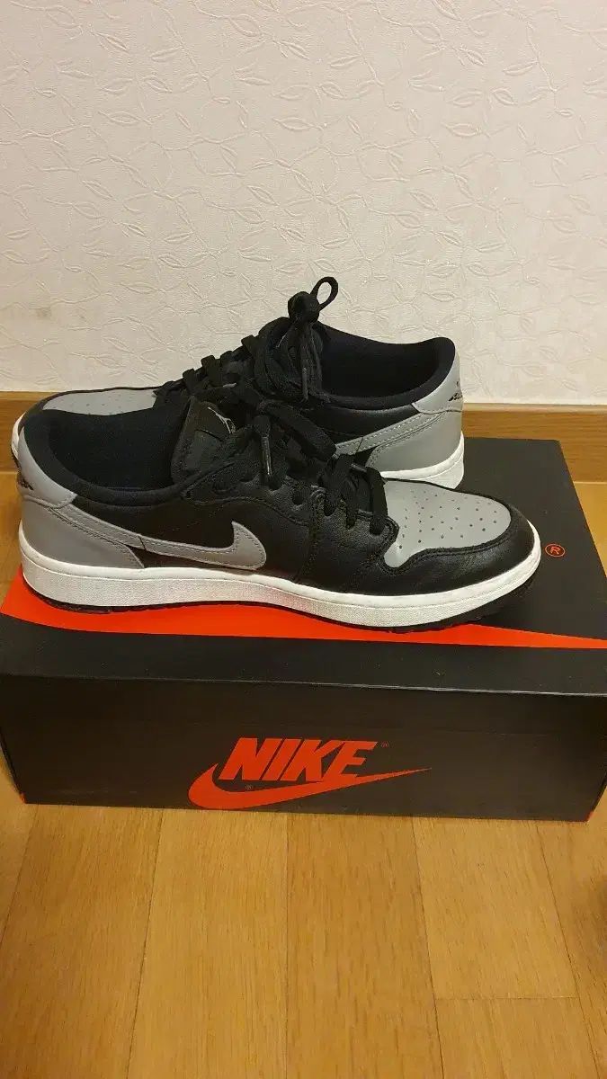 ナイキゴルフシューズ　ジョーダンロー　27.5㎝ ナイキゴルフシューズ ジョーダンロー 27.5㎝ NIKE（ナイキ） エア