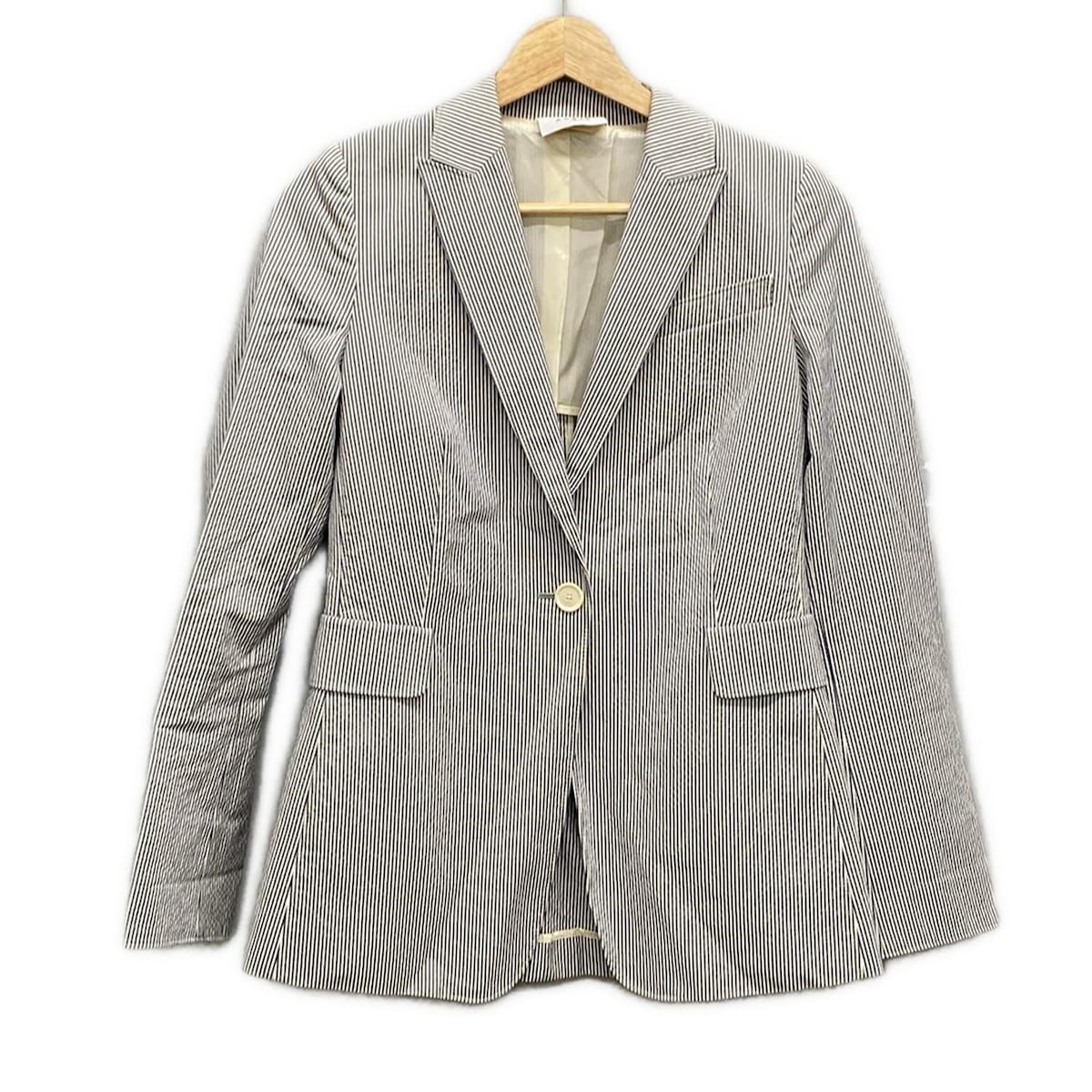 専用　アクリス　AKRIS シルク　ネイビージャケット AKRIS アクリス ﾈｲﾋﾞｰ ｼﾙｸ ﾌﾗﾜｰ ﾉｰｶﾗｰｼﾞｬｹｯﾄ ジャケット 42