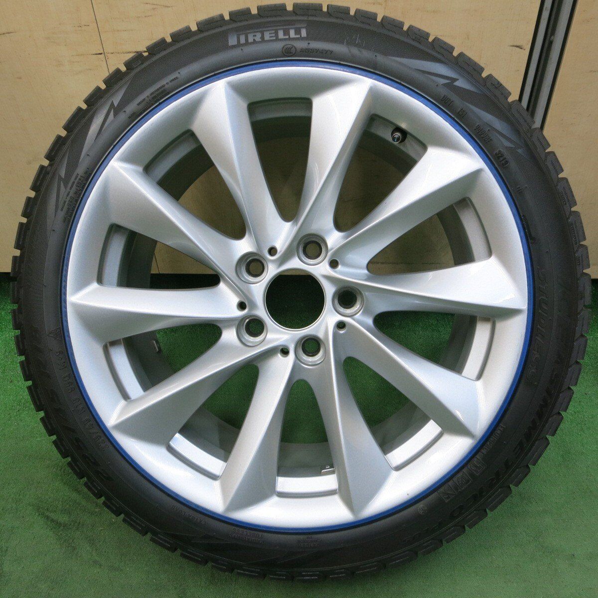 バリ溝 キレイ 8.5分 1本 BMW F30 F31 3シリーズ 純正 225 45R18 スタッドレス ピレリ アイスアシンメトリコ プラス 18インチ PCD120 5H 5030401ナス