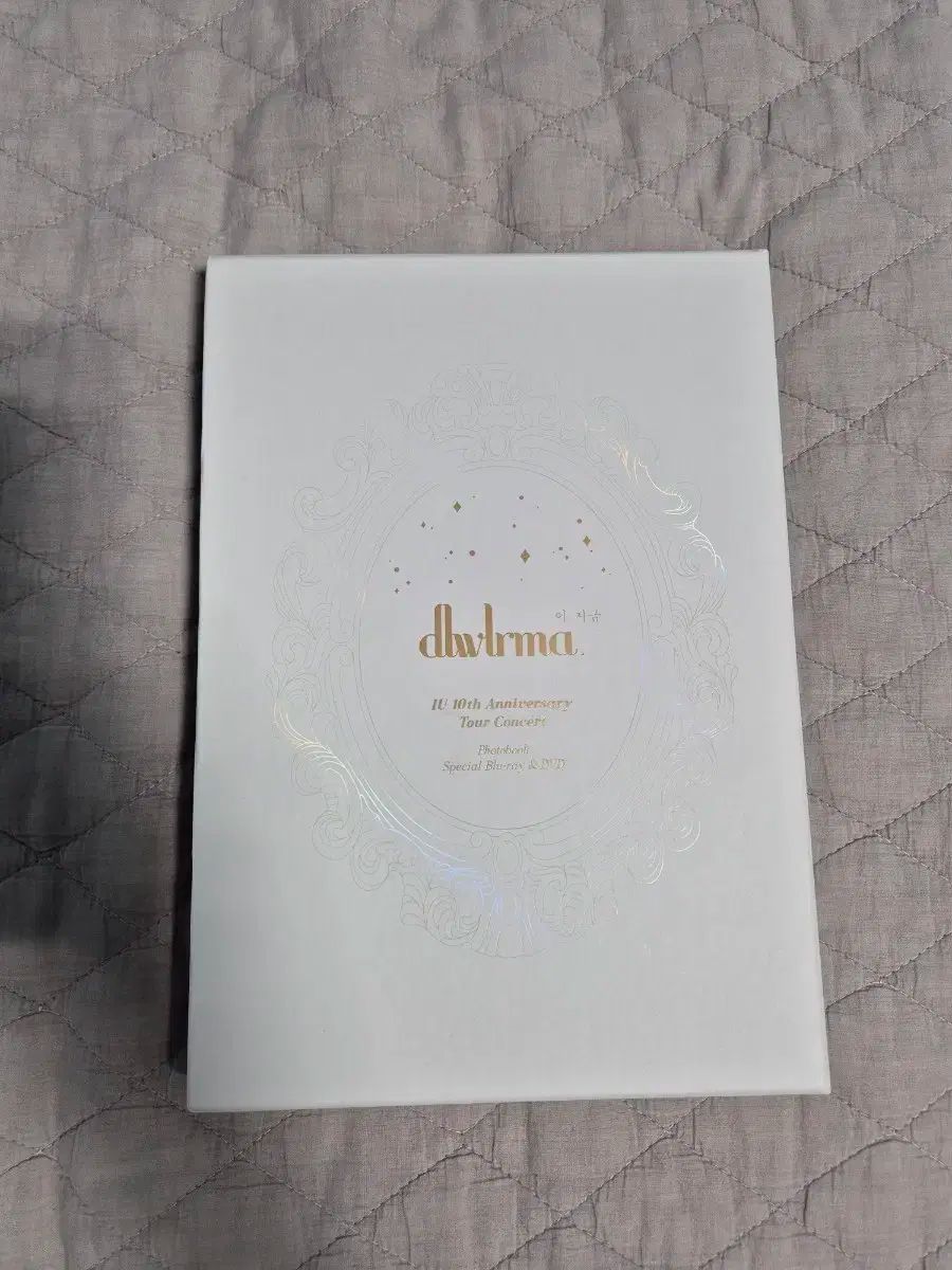 IU 10周年 コンサート ブルーレイ Blu-ray DVD アイユ IU(アイユ) 10 周年 コンサート ブルーレイ Blu-ray DVD