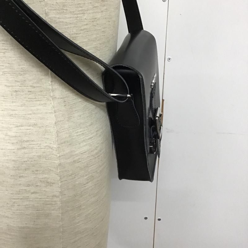 Dr.Martens ドクターマーチン ショルダーバッグ クロスボディ