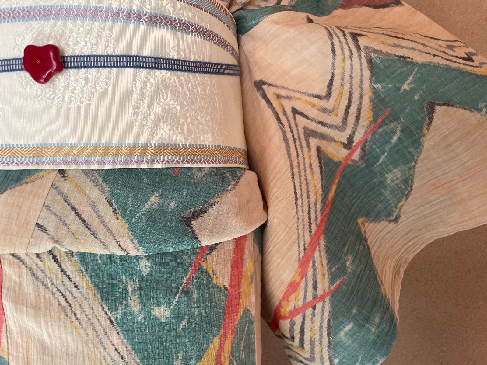 平和屋着物○上質なお召 画狂人北斎筆 切嵌吉祥文 御召縮緬 正絹 逸品