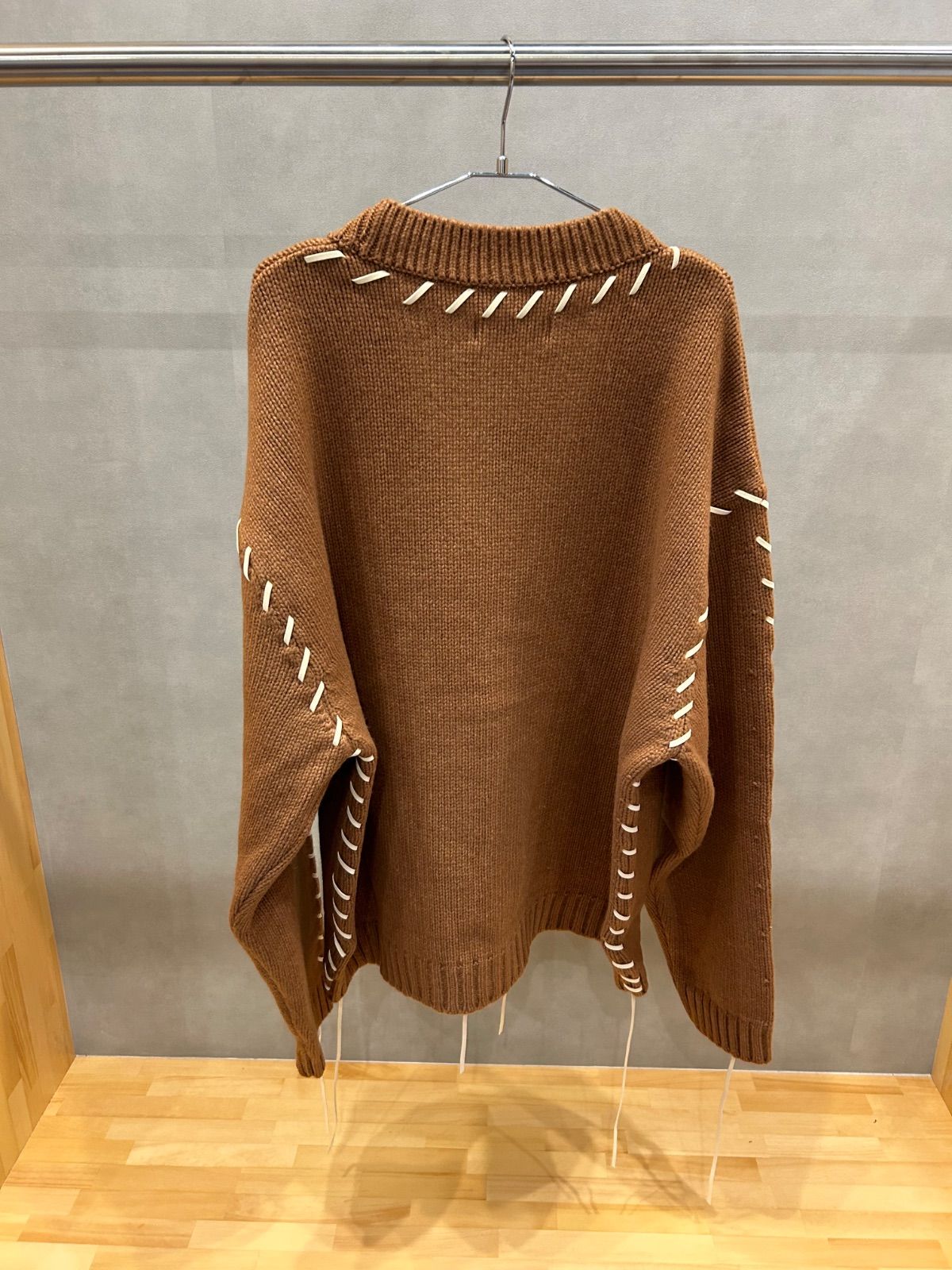 DISCOVERED ディスカバード】LOOPING KNIT CARDIGAN BEIGE - メルカリ