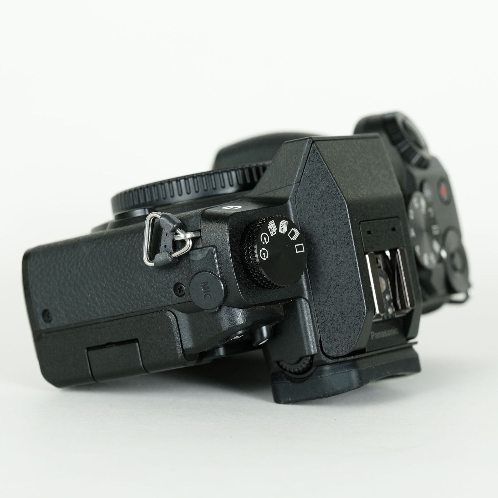 美品｜シャッター数2,380回] Panasonic LUMIX DMC-G7 ボディ