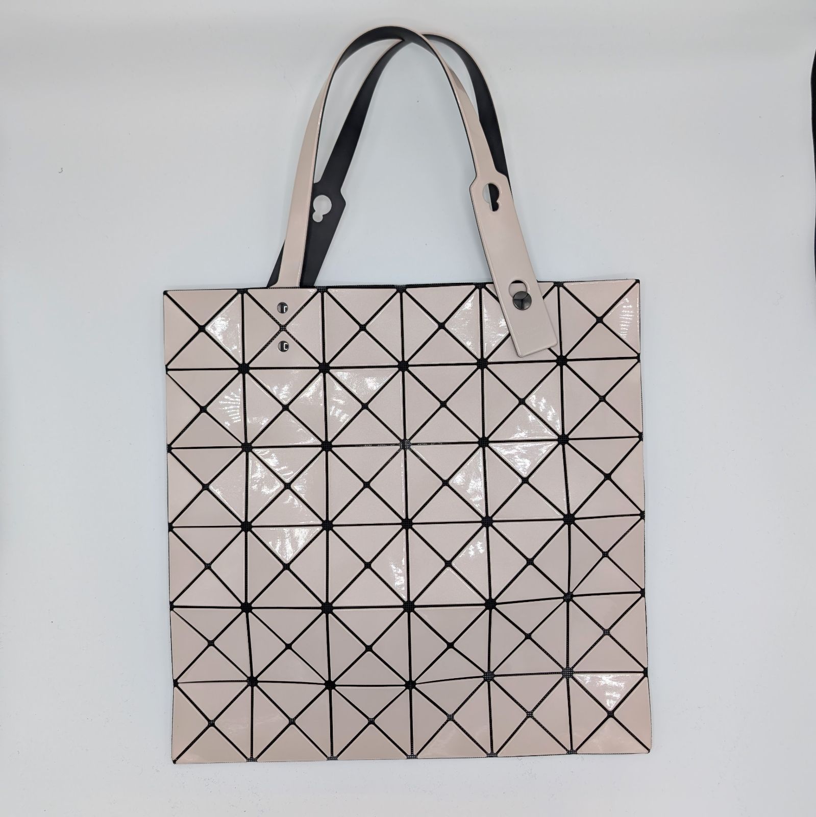 【美品】BAOBAO イッセイミヤケ　トートバッグ　幾何学模様 　シルバー 楽天市場】イッセイミヤケ baobao シルバーの通販