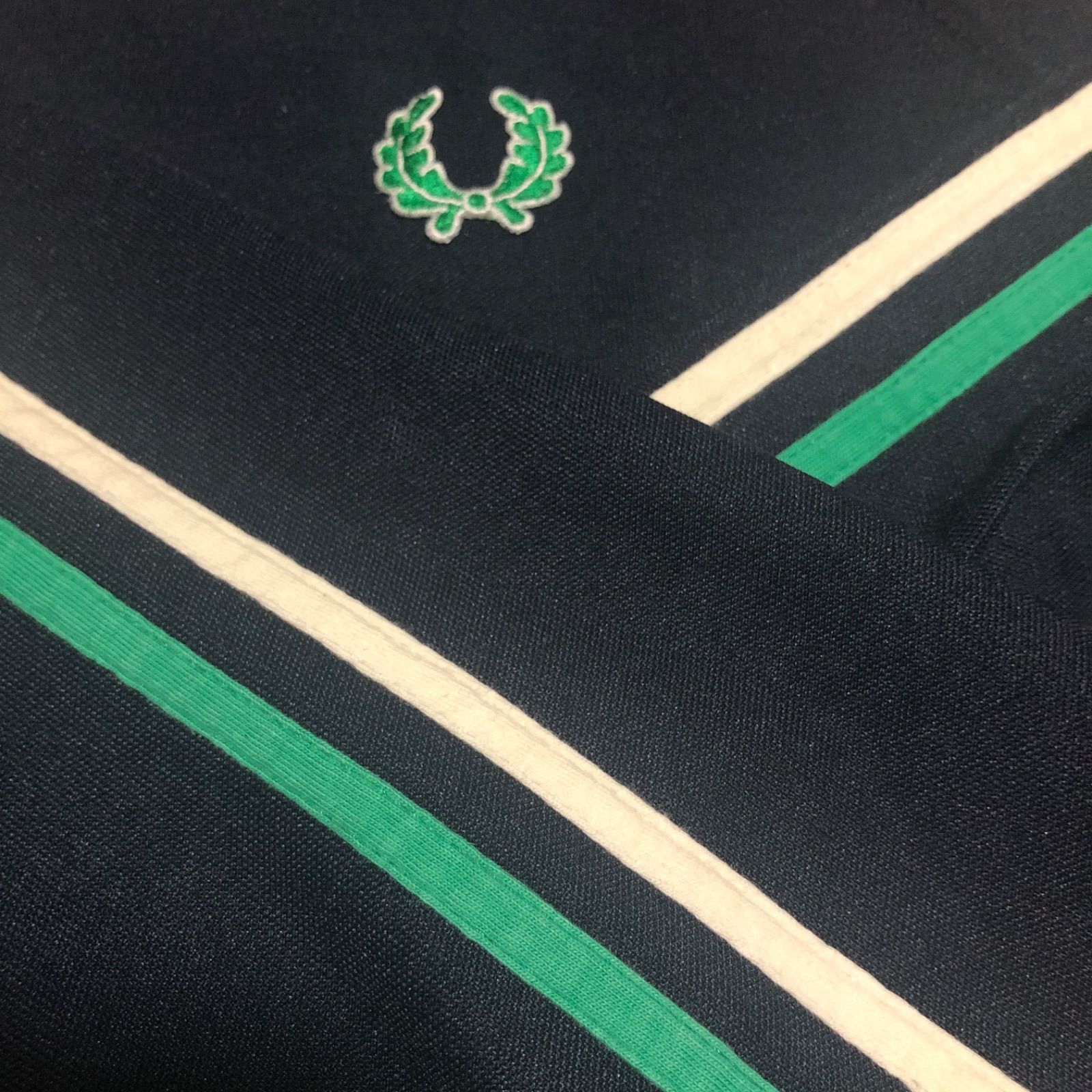 90s⭐️Fred Perry トラックジャケット/ジャージ 緑刺繍月桂樹 vintage 