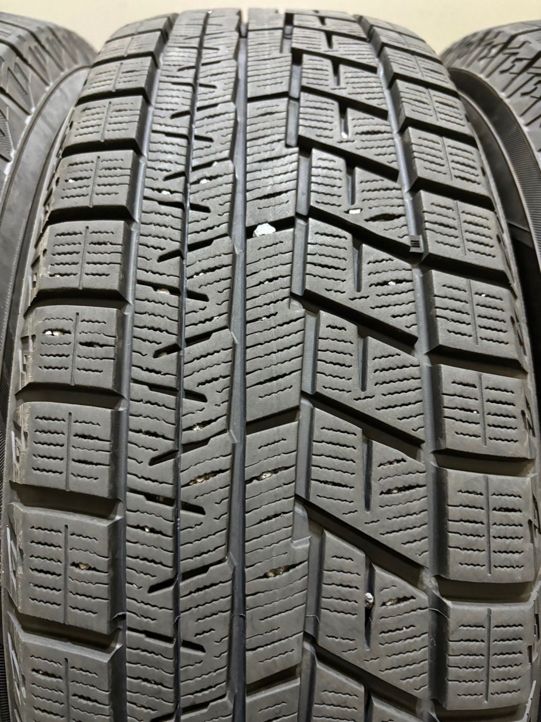 2022年 / 22年 iceGUARD IG60 195/65R15 イボ残ってるバリ山 手渡しOK 
