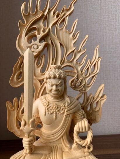 精密細工 木彫仏像 不動明王座像 新作☆精密彫刻 不動明王 木彫 仏像 不動明王座像 檜木 高約28cm