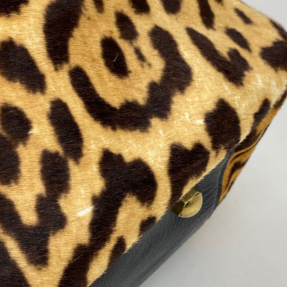 Yves Saint Laurent レオパード柄 ハンドバッグ ヒョウ柄 イヴサンローラン バック レオパードプリント トートバッグ