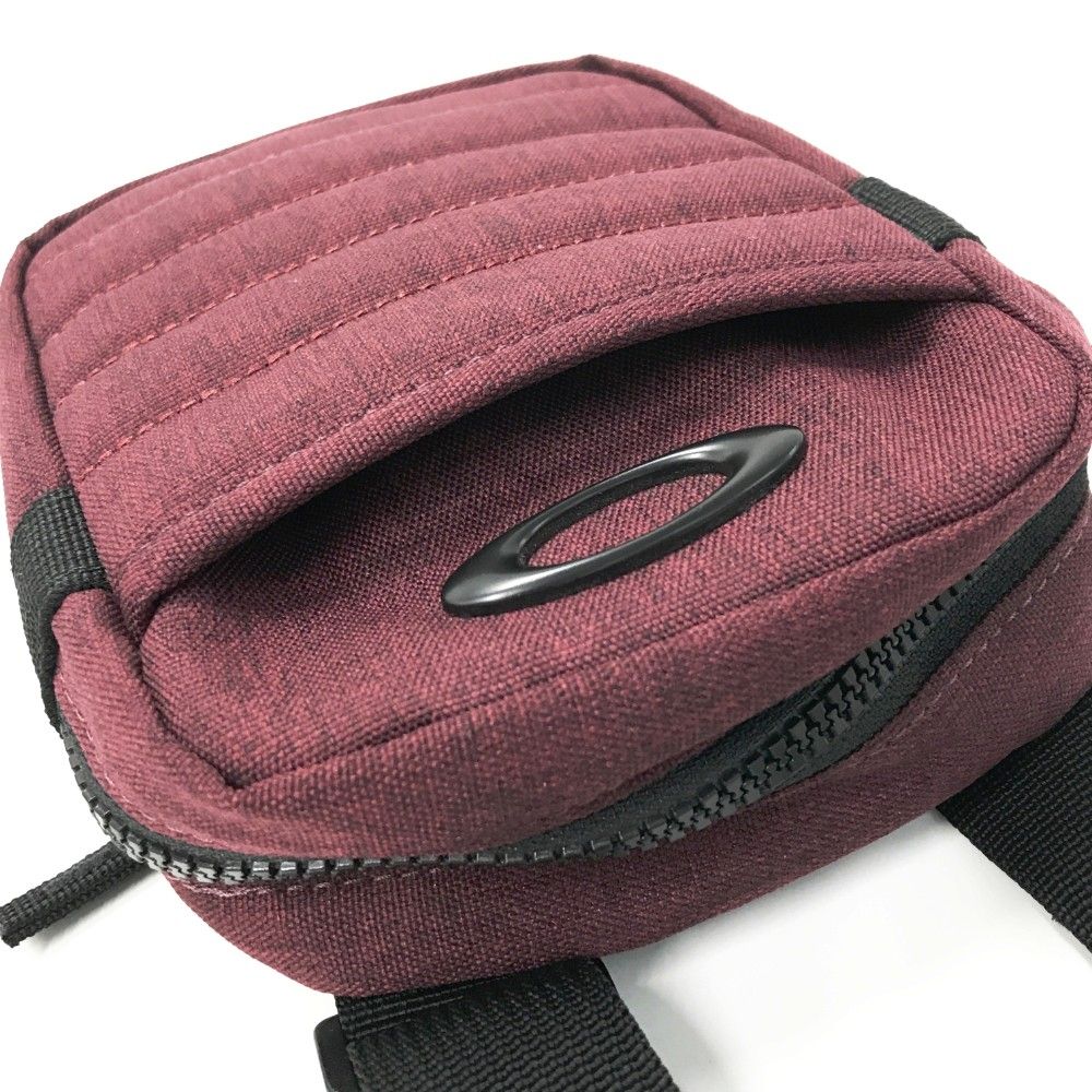 OAKLEY オークリー ショルダーバッグ レッド系 [240101386461] ゴルフ