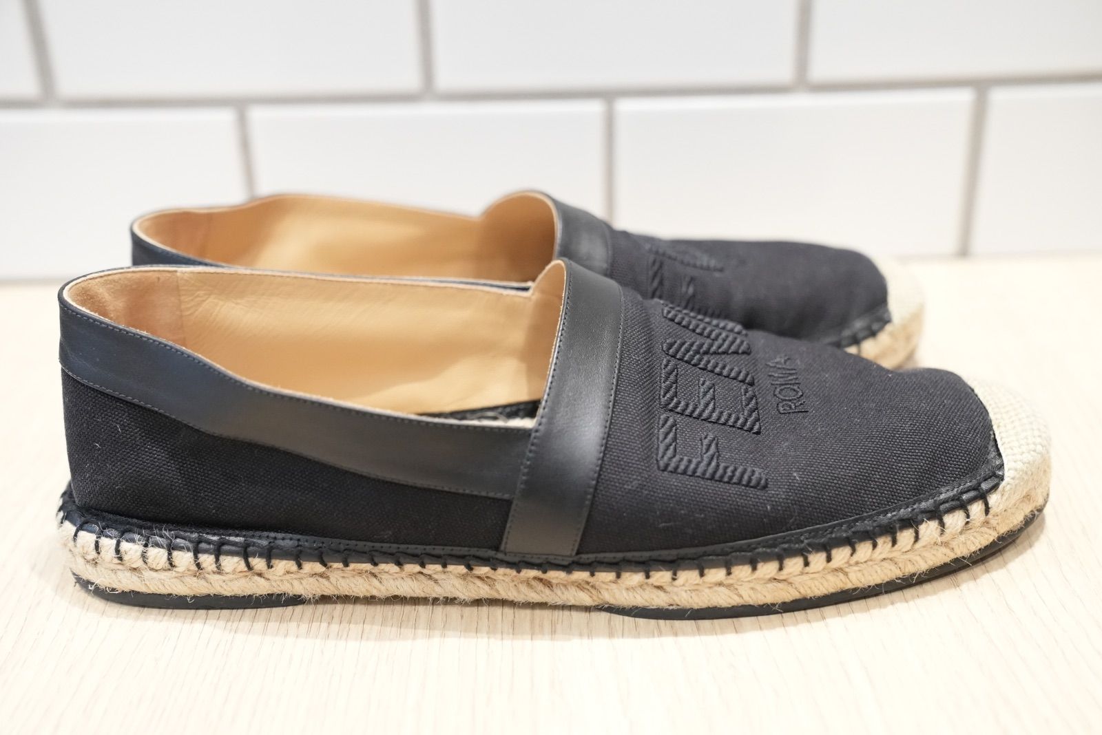 美品【FENDI】26.5cm 7P1409 AF5U F0MQ0エスパドリーユ キャンバス 